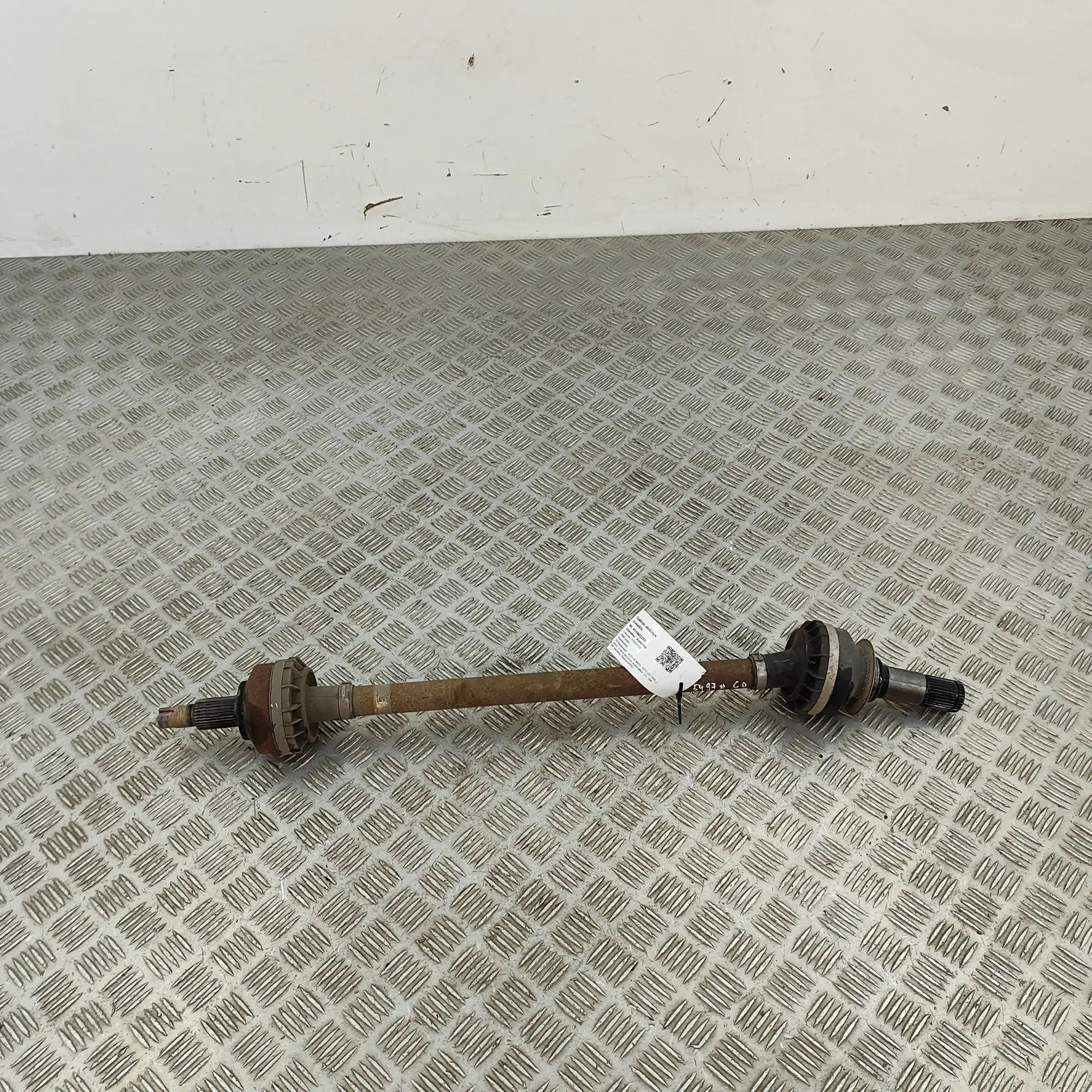 Alfa-Romeo Stelvio Rear Right Driveshaft Rear Right Driveshaft — ALFA ROMEO STELVIO (949...