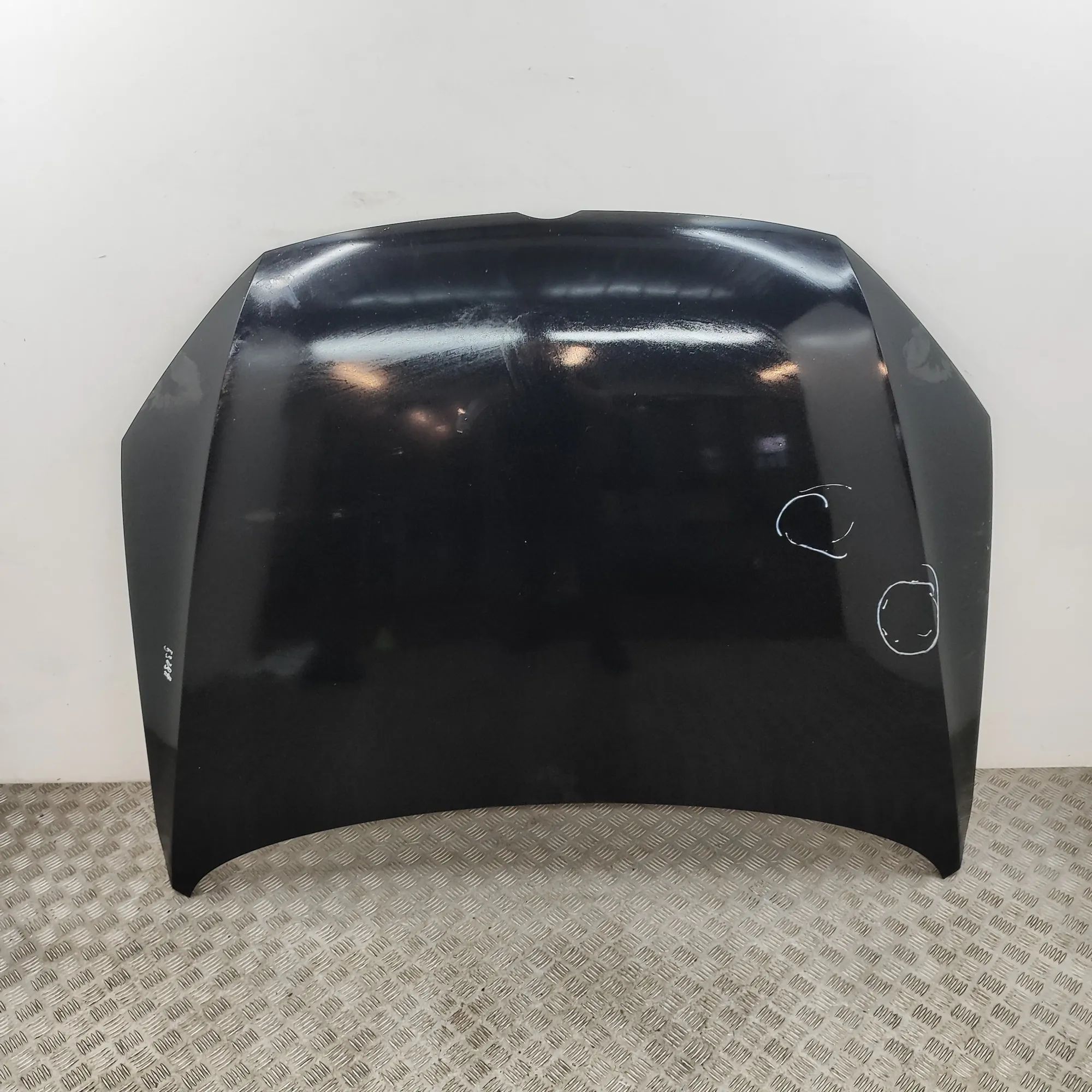 Volkswagen Passat (B7) Bonnet Hood Bonnet Hood — VW PASSAT (Variant B7 365) (2010-...
