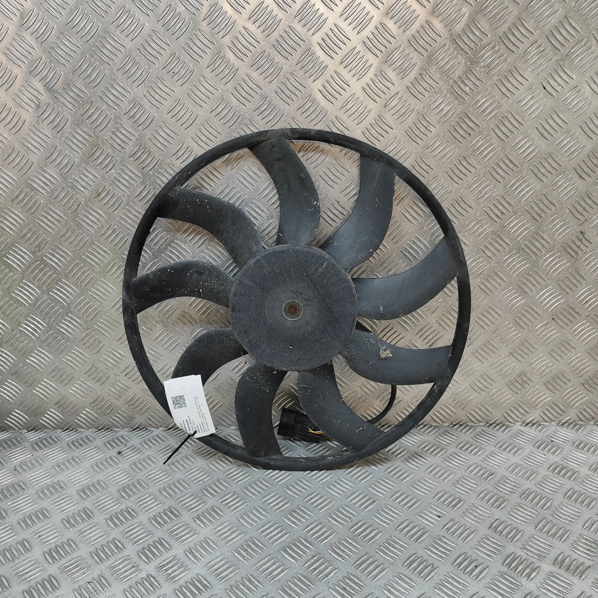 Porsche Cayenne Engine Cooling Fan Engine Cooling Fan — PORSCHE CAYENNE (92A) (201...