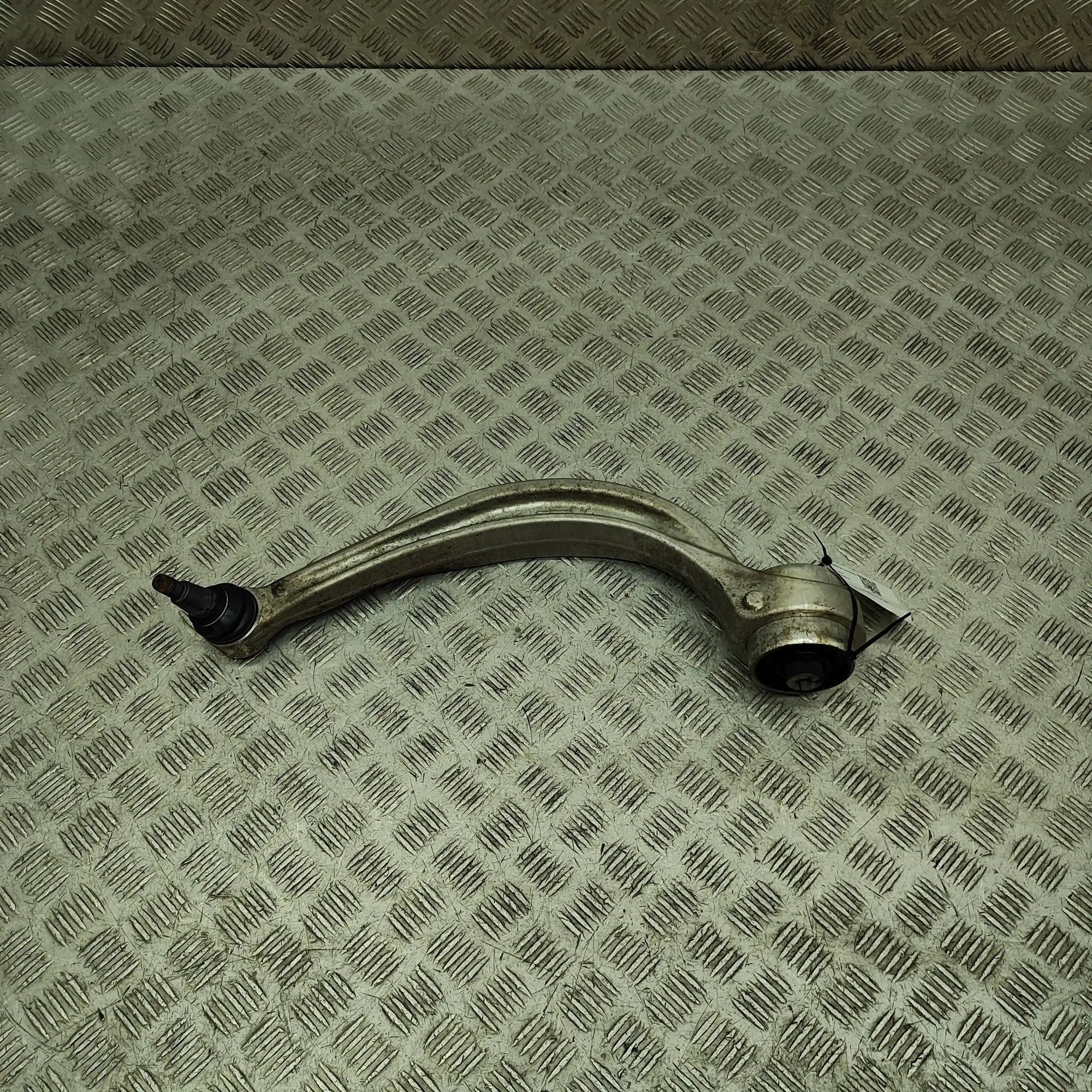 Porsche Cayenne Front Right Curved Control Arm Front Right Curved Control Arm — PORSCHE CAYENN...