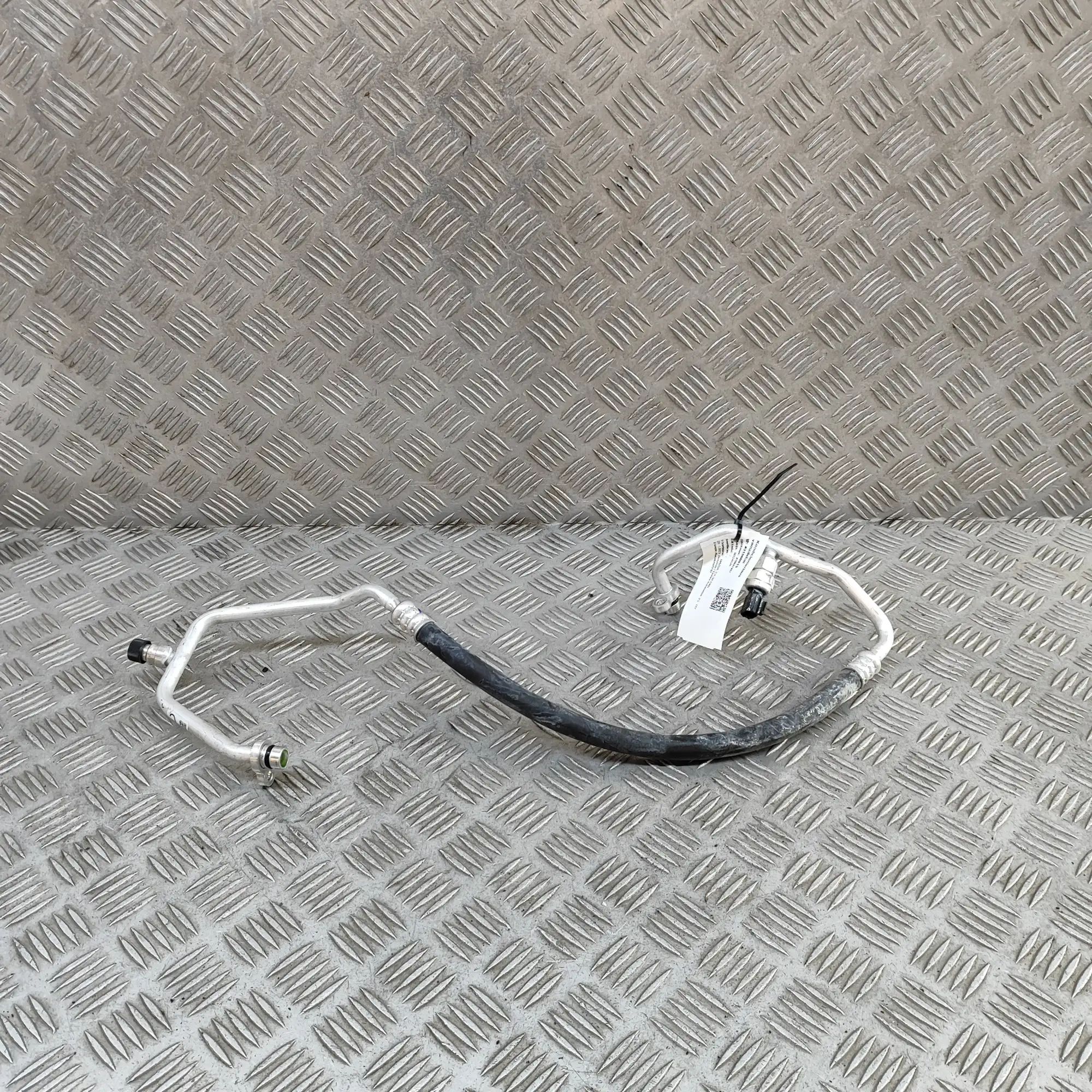 Mazda 3 (BP) A/C Air Con Hose Pipe A/C Air Con Hose Pipe — MAZDA CX-3 (0 DM) (2019...