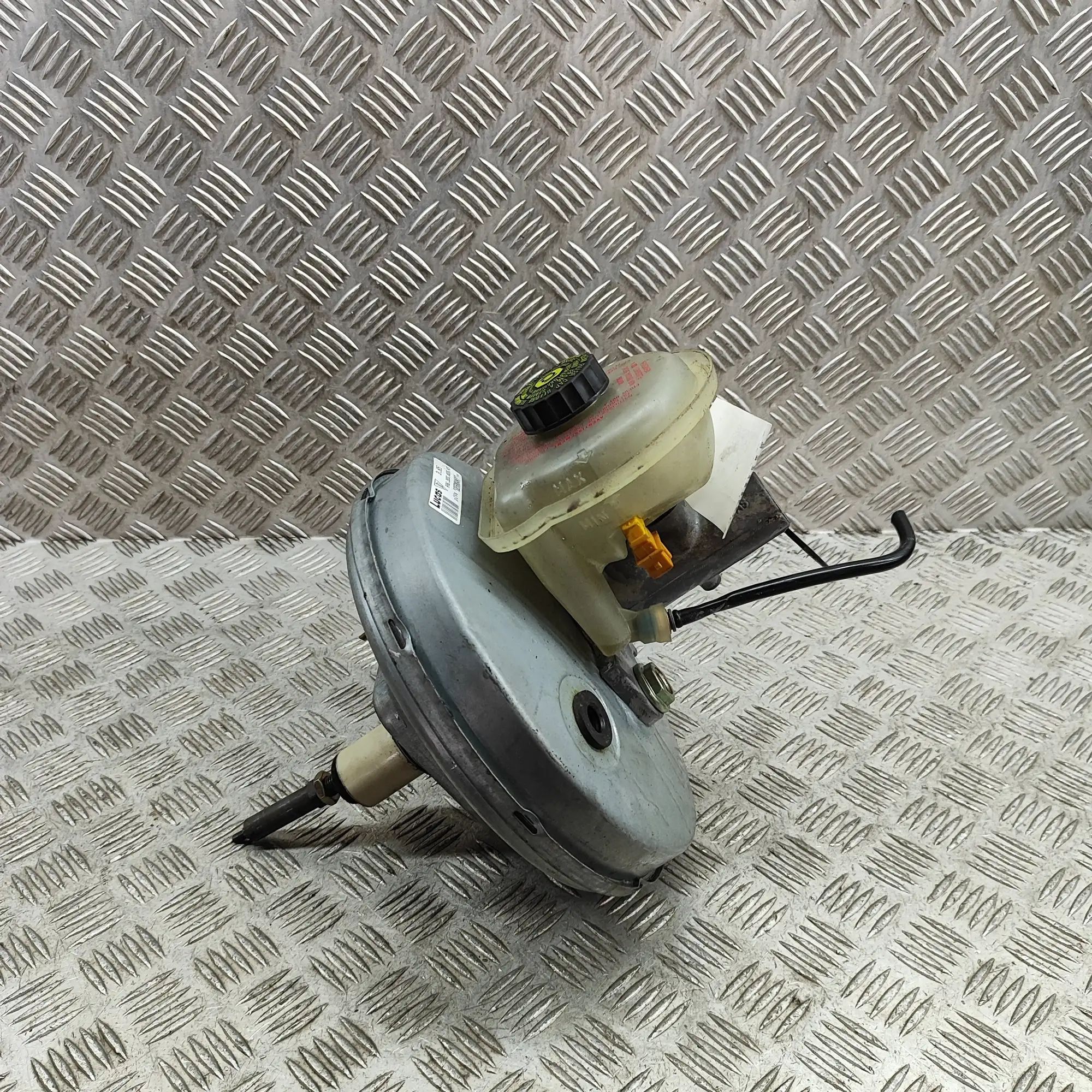 Porsche 911 (996) Brake Servo Booster Brake Servo Booster — PORSCHE 911 (996) (1997-2...