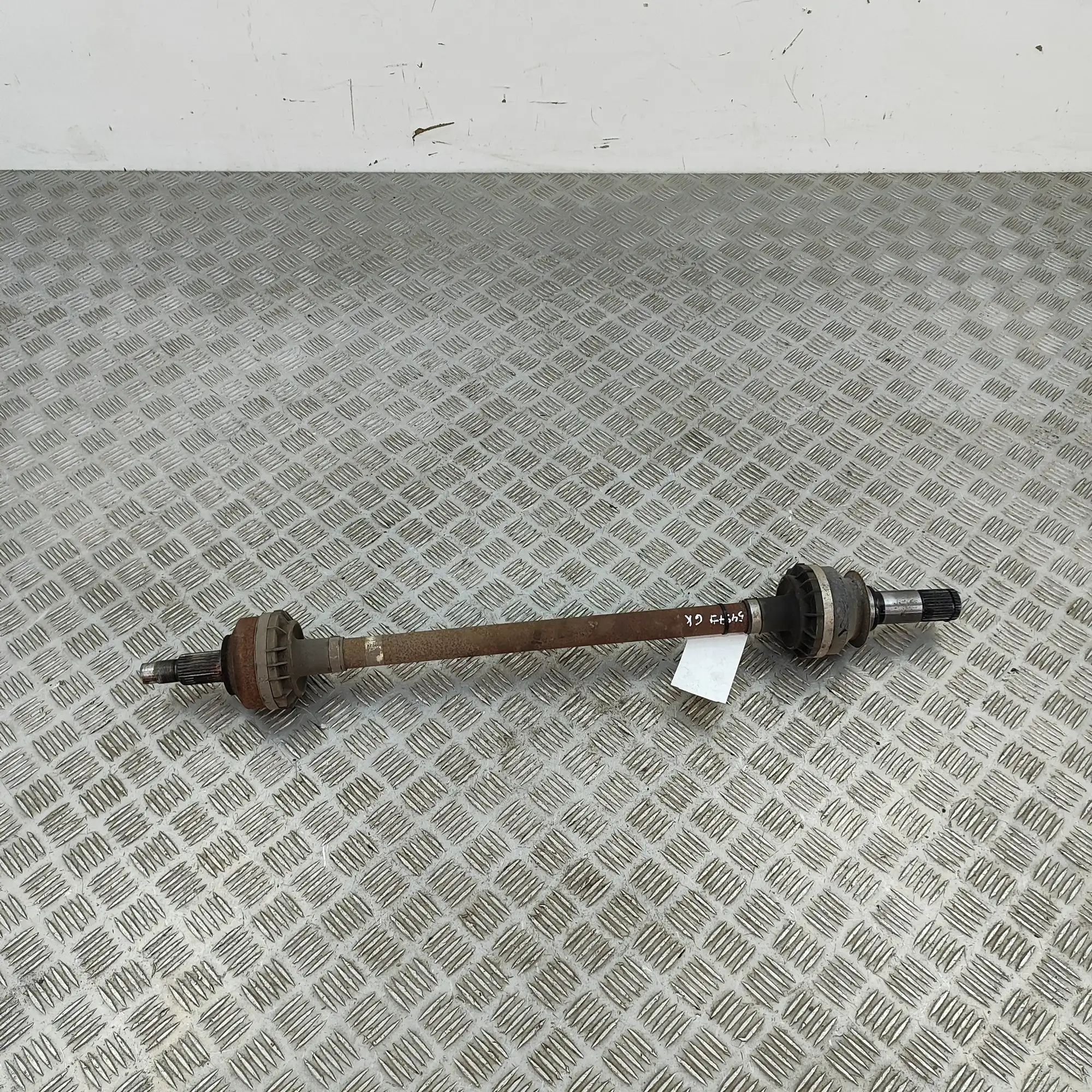 Alfa-Romeo Stelvio Rear Left Driveshaft Rear Left Driveshaft — ALFA ROMEO STELVIO (949_...