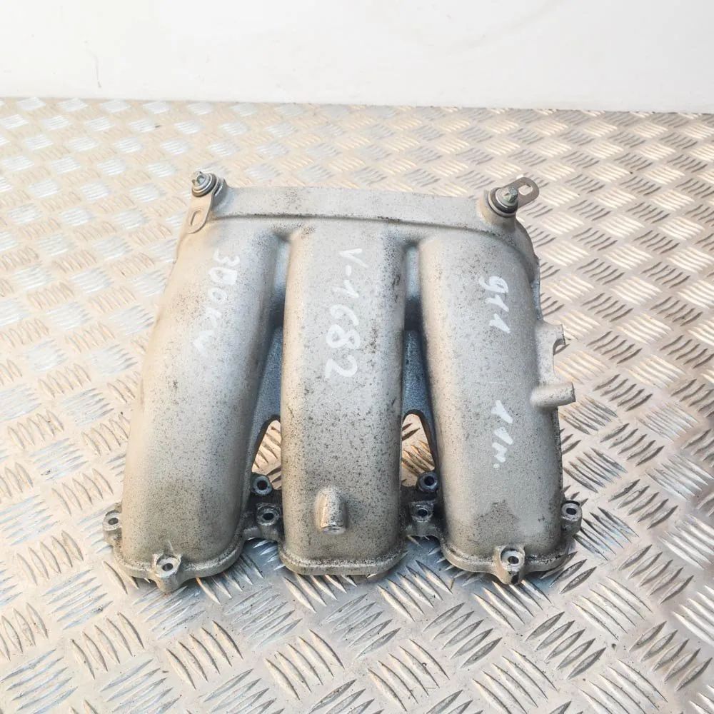 Porsche 911 (991) intake manifold Intake Manifold — PORSCHE 911 (997) (2004-2012)...