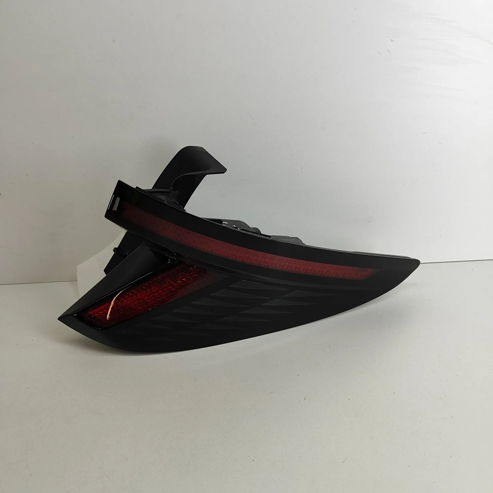 Hyundai Tucson Rear Right Tail Light Rear Right Tail Light — HYUNDAI TUCSON (NX4E, N...