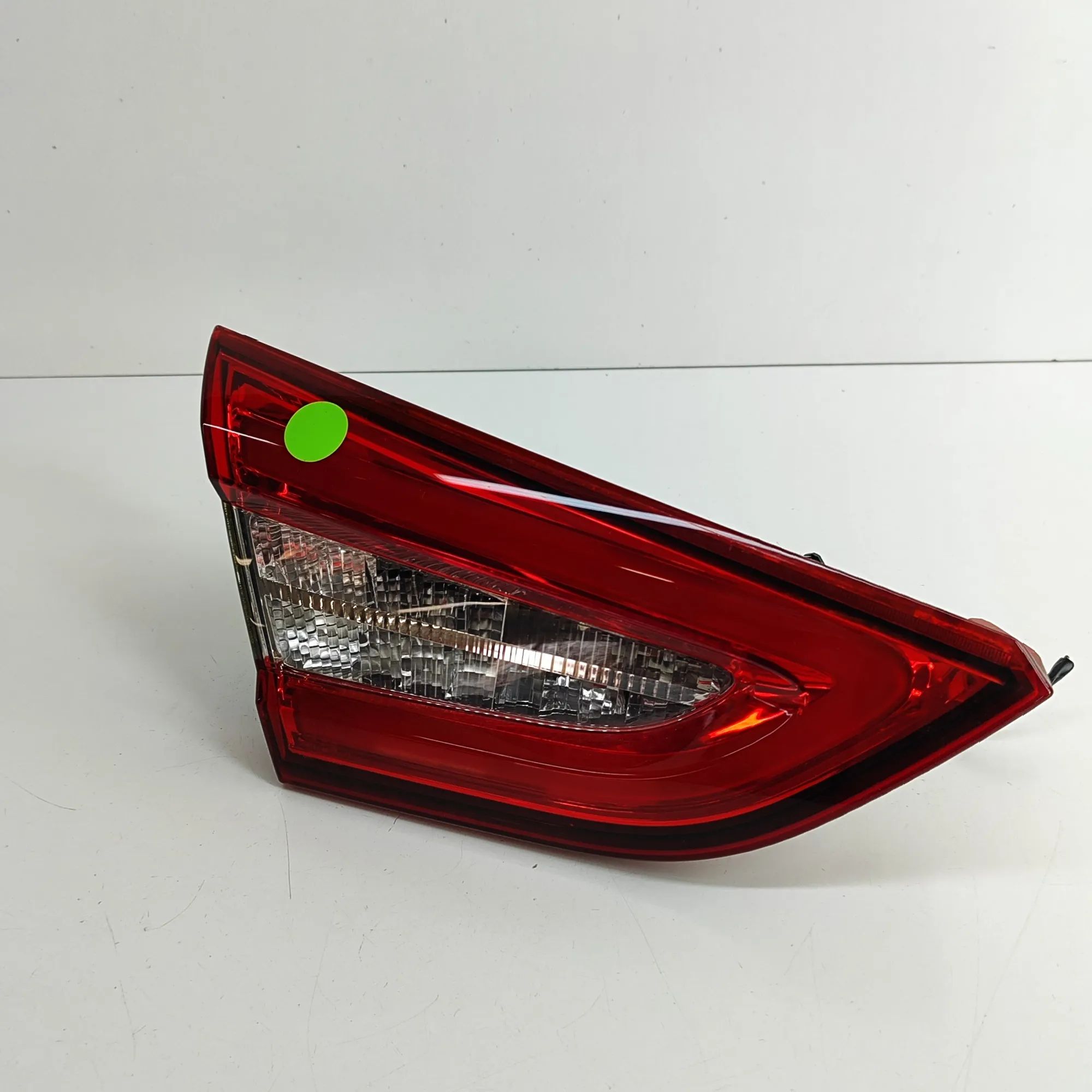Maserati Quattroporte Left Side Tailgate Tail Light Left Side Tailgate Tail Light — MASERATI QUATTR...