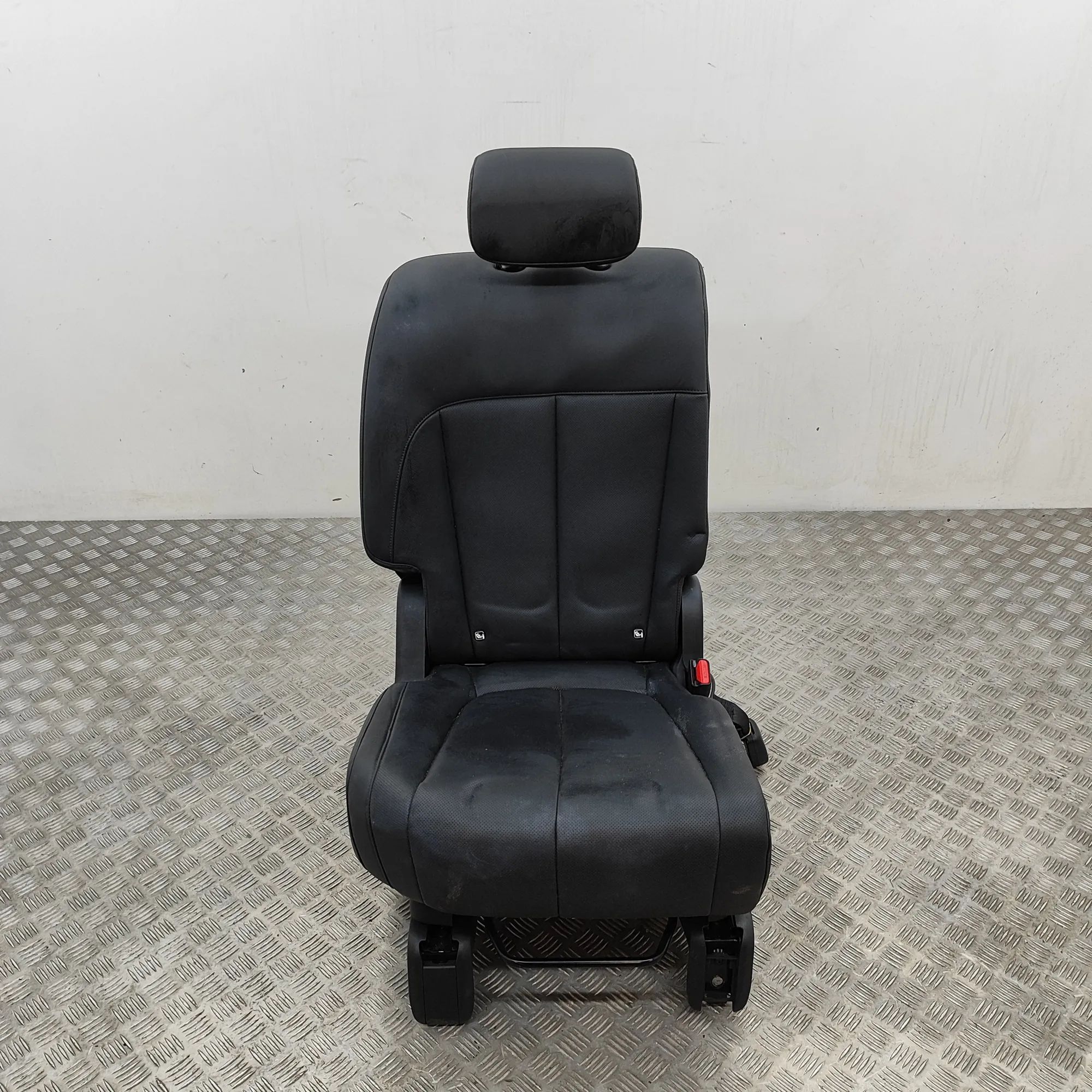 Hyundai Ioniq Заднее сиденье Rear seat — HYUNDAI IONIQ (5 NE) (2020-...) — 8...