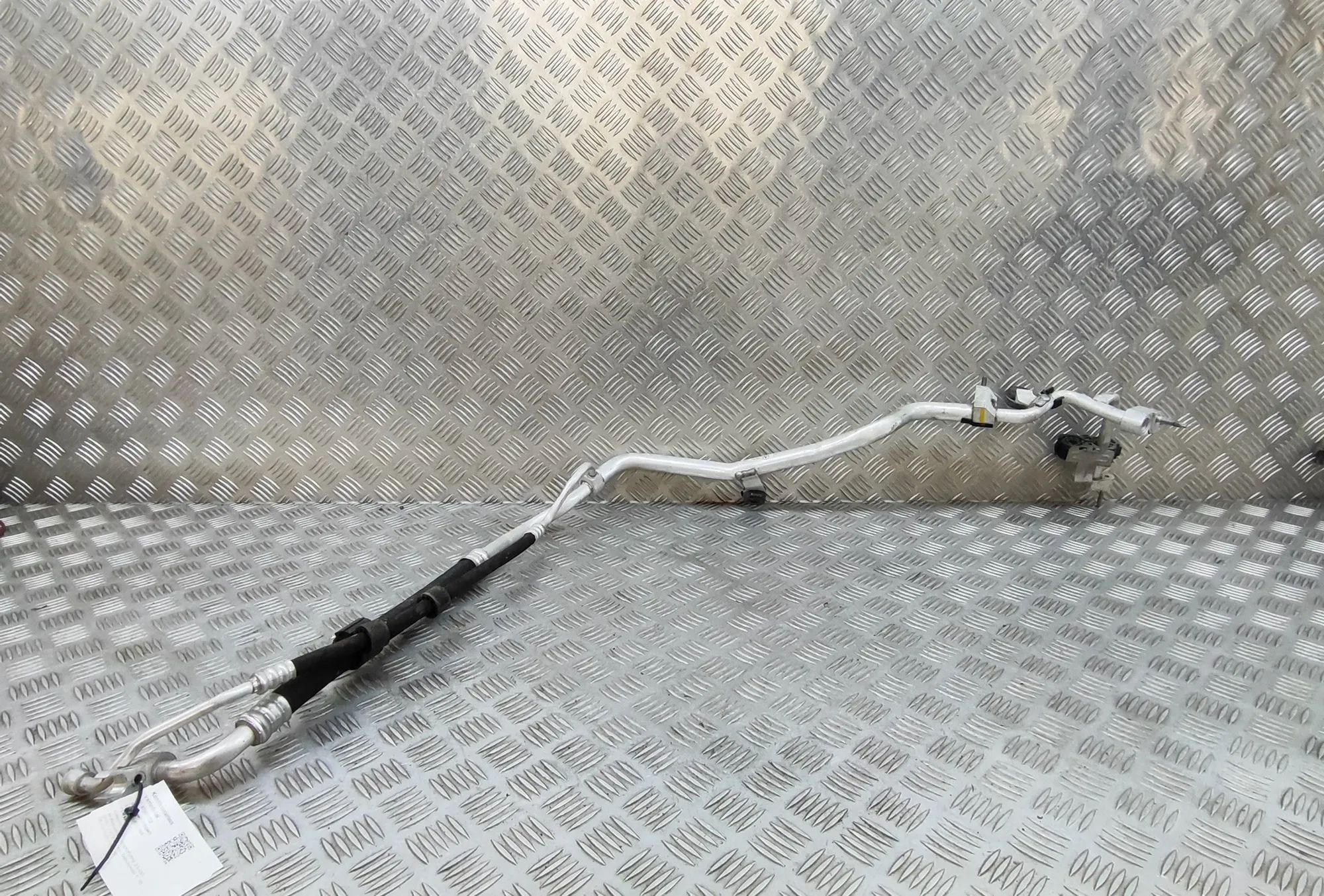 Mercedes-Benz GLS (X167) A/C Air Con Hose Pipe A/C Air Con Hose Pipe — MERCEDES BENZ GLS (X167...