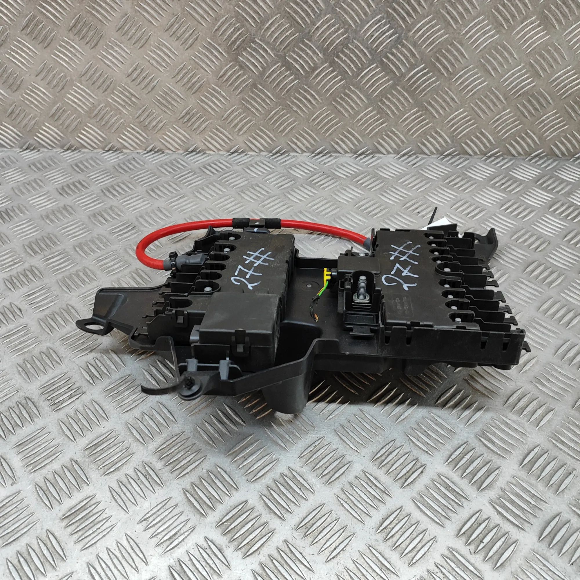 Mercedes-Benz EQS (V297 / X296) Fuse Box Module Fuse Box Module — MERCEDES BENZ EQS (V297) (202...