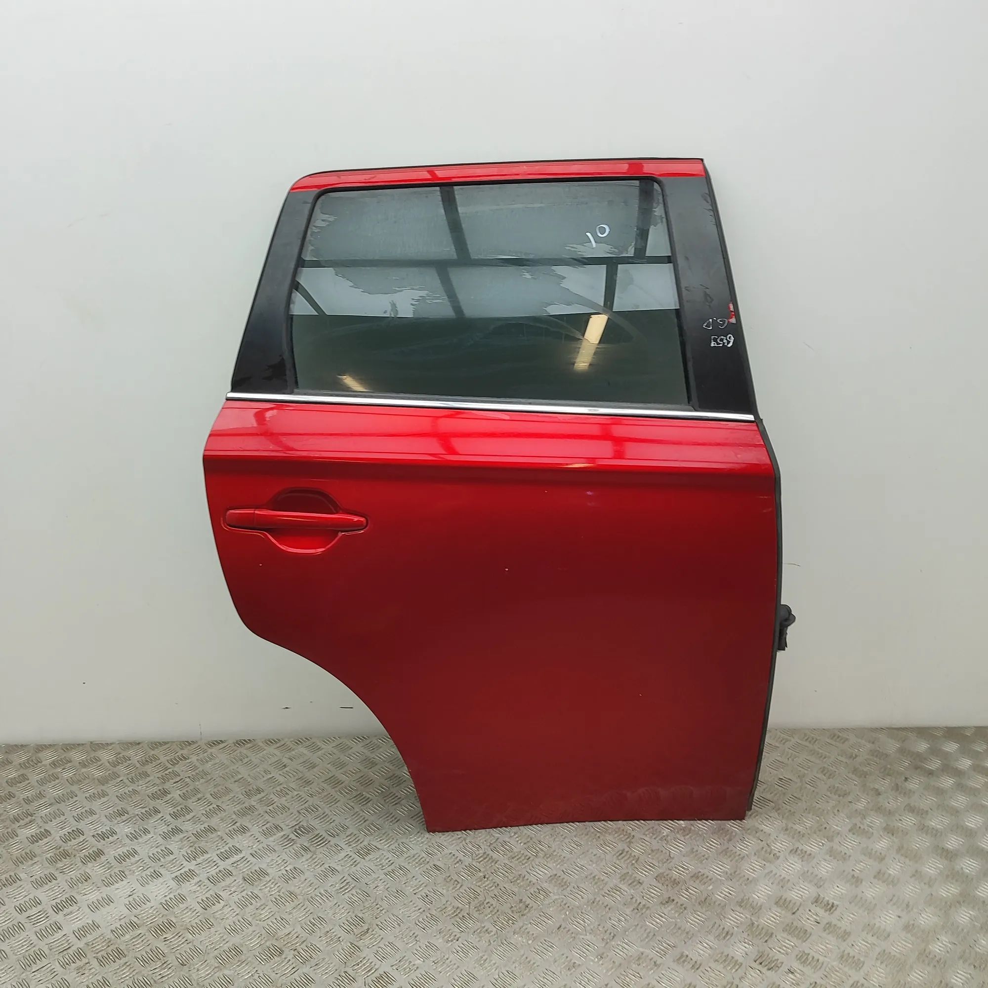 Mitsubishi Outlander Door — rear right Door — rear right — MITSUBISHI OUTLANDER (III G...