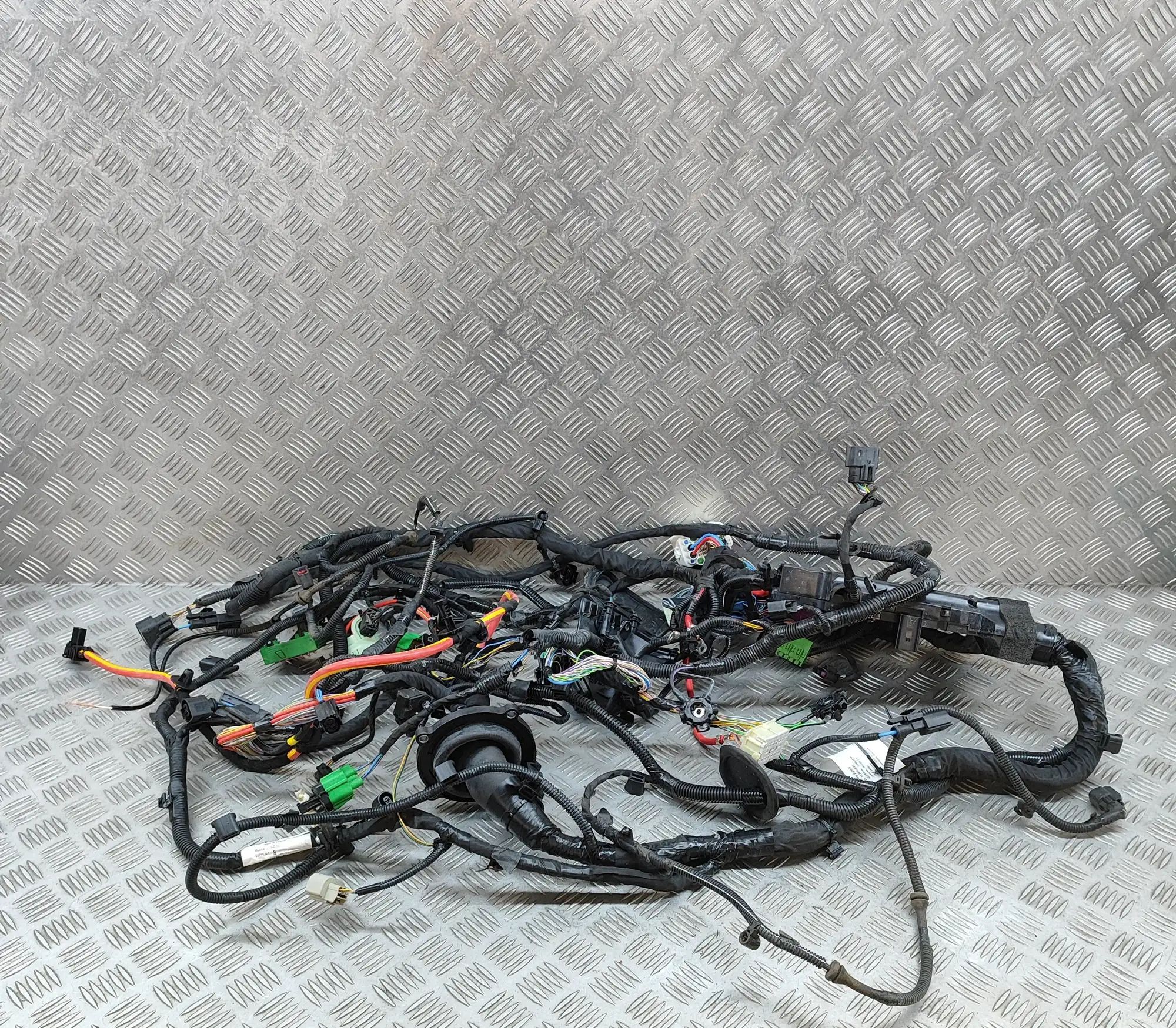 Volvo XC60 Engine Cable Harness Engine Cable Harness — VOLVO XC60 (II 246) (201...