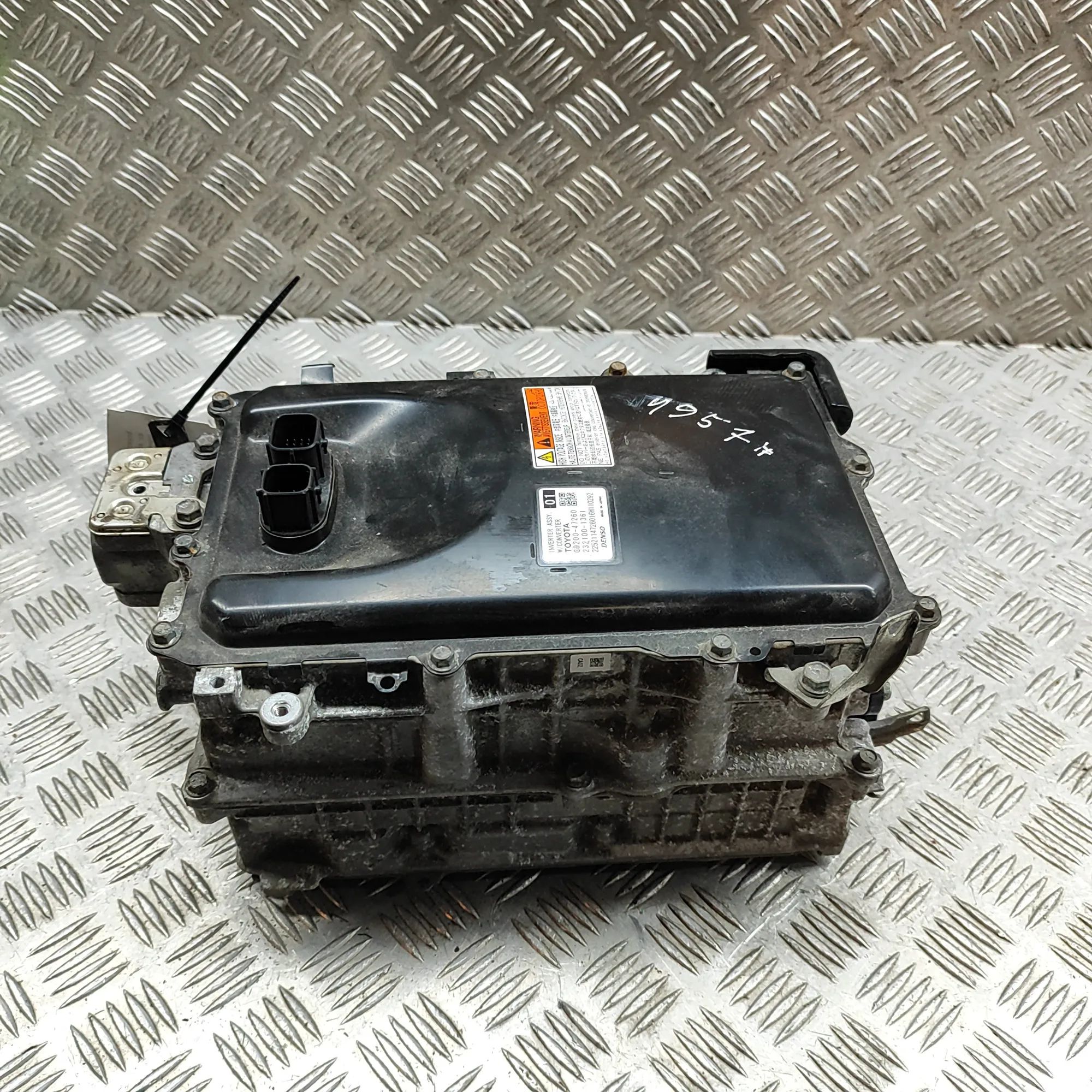 Toyota Prius+ Inverter Inverter — TOYOTA PRIUS (_W5_) (2015-...) — G92...
