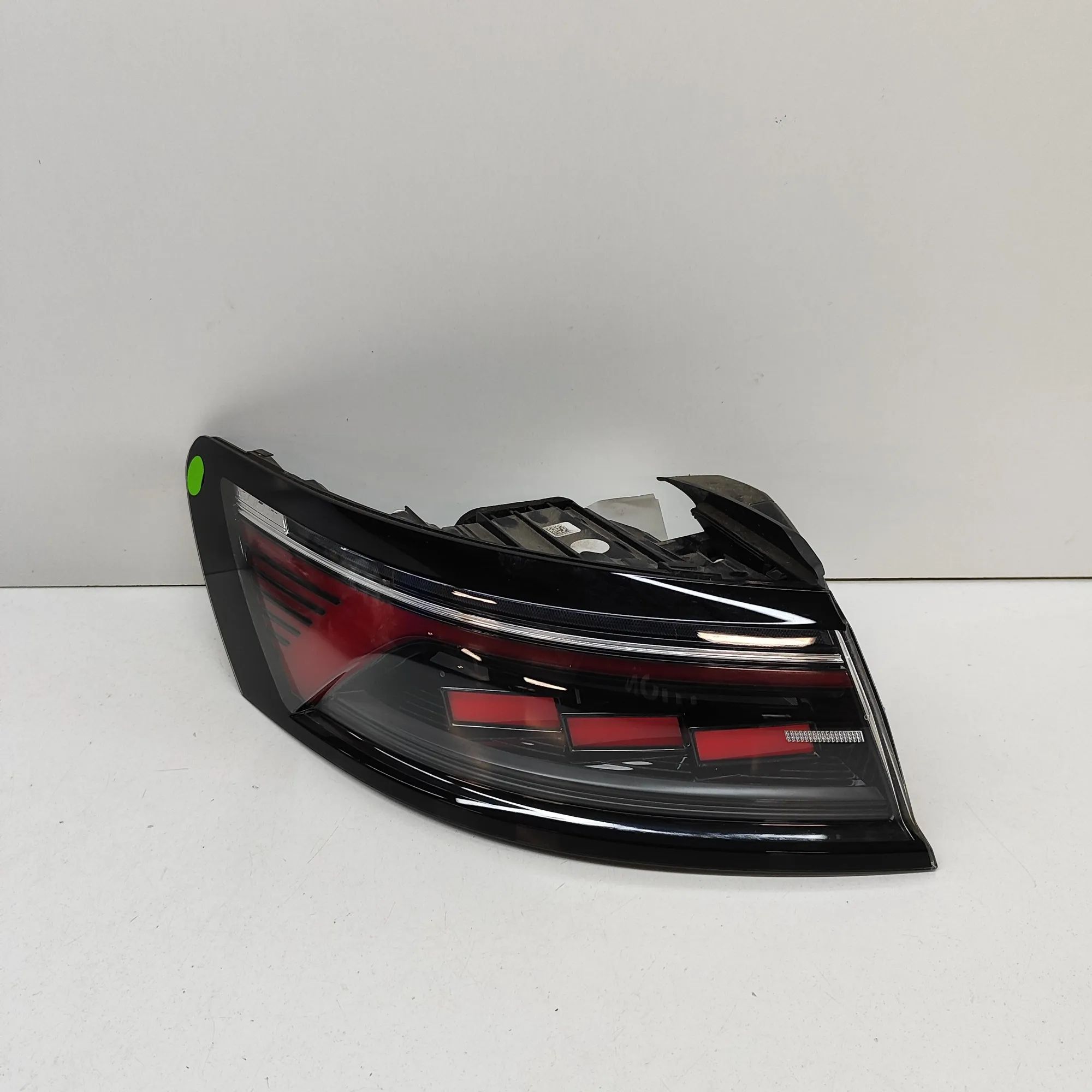 Volkswagen Arteon Rear Left Tail Light Rear Left Tail Light — VW ARTEON (3H7) (2017-.....