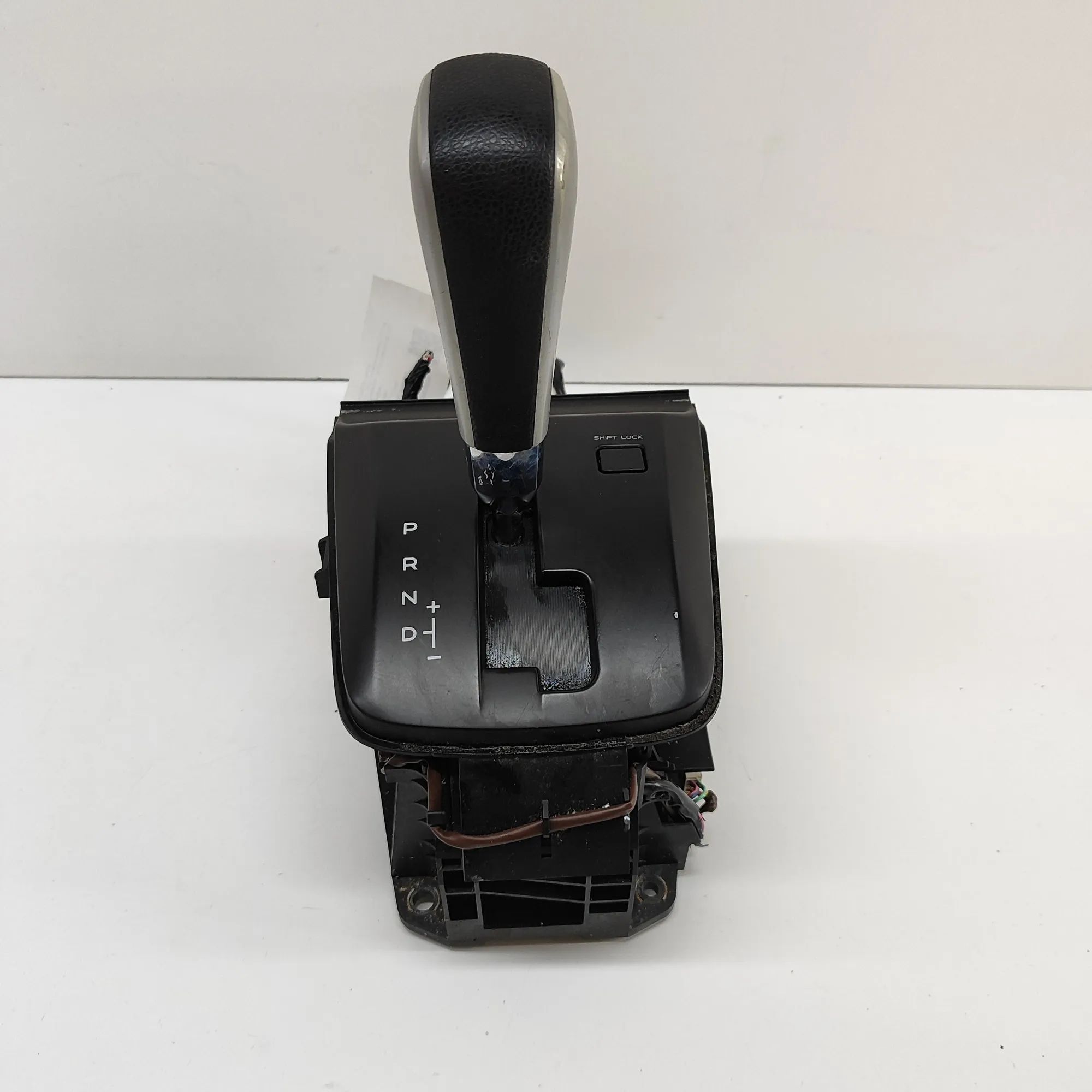 Isuzu D-Max Gear Shifting Mechanism Gear Shifting Mechanism — ISUZU D-MAX (II TFR, ...