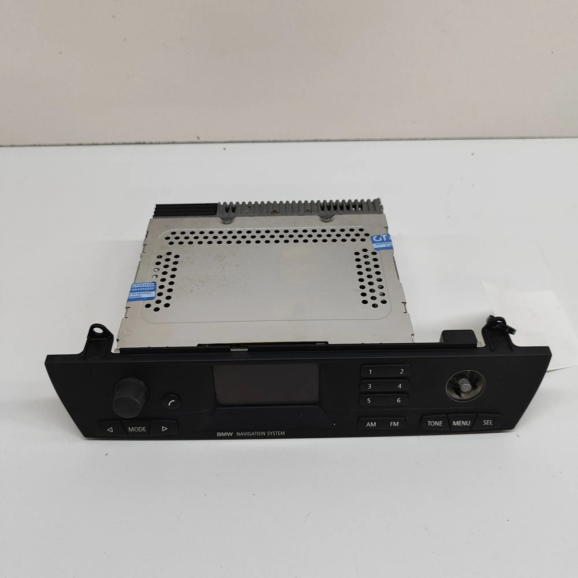 BMW X3 (E83) Radio / CD / navigation head unit Radio / CD / navigation head unit — BMW X3 (E83...
