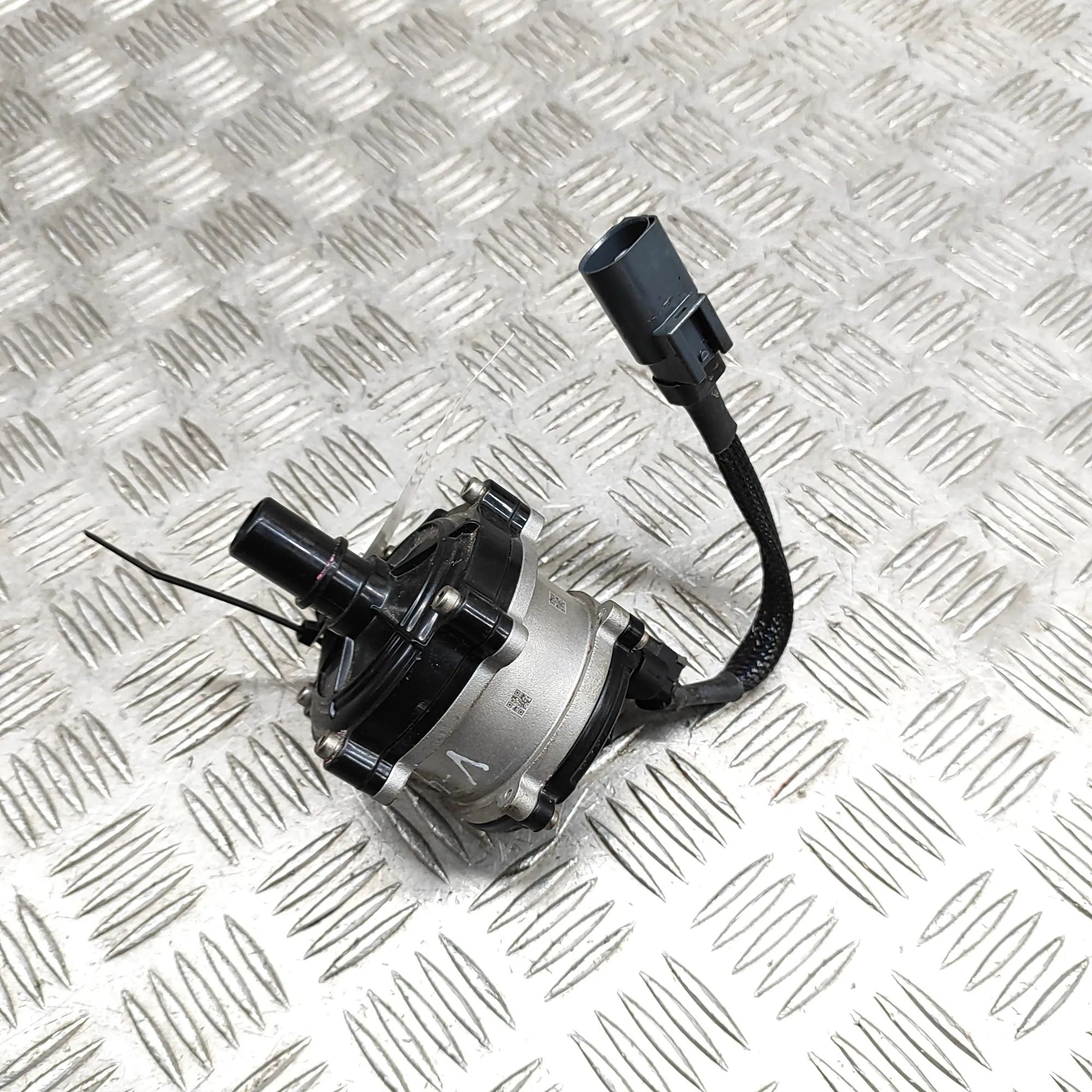 Kia Sportage Auxiliary Water Pump Auxiliary Water Pump — KIA SPORTAGE (V NQ5) (20...