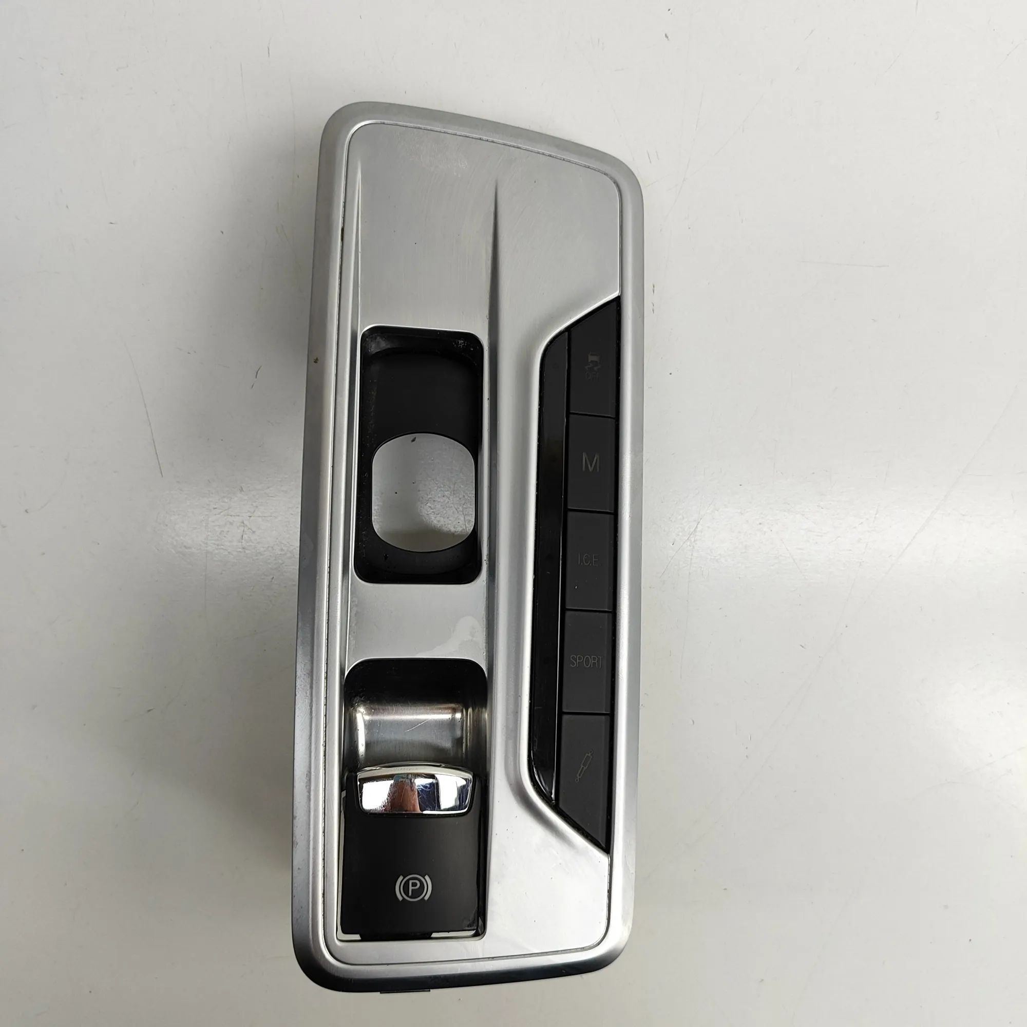 Maserati Quattroporte Button Switch Panel Button Switch Panel — MASERATI QUATTROPORTE (VI...
