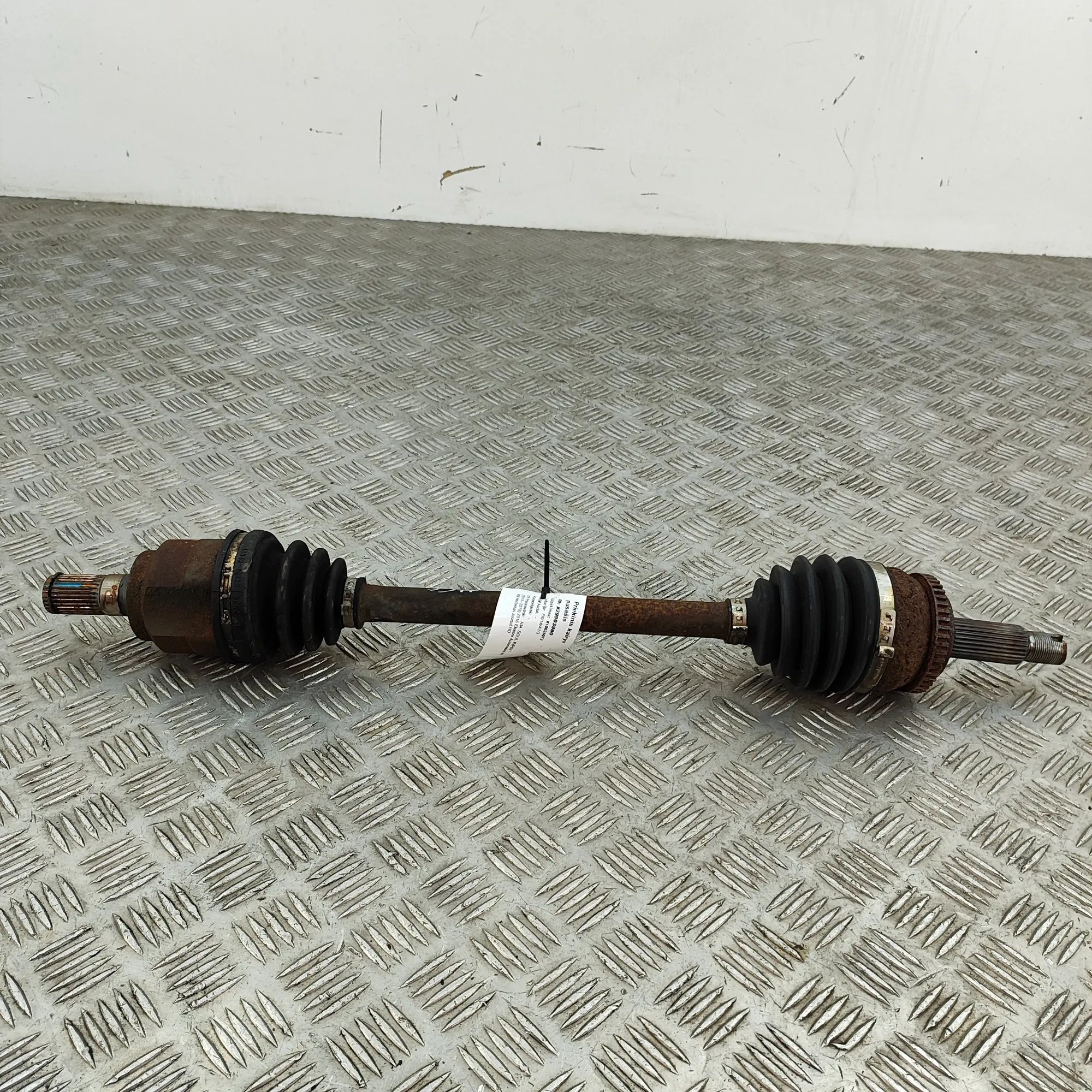 Kia Soul Front Left Driveshaft Front Left Driveshaft — KIA SOUL (II PS) (2014-...