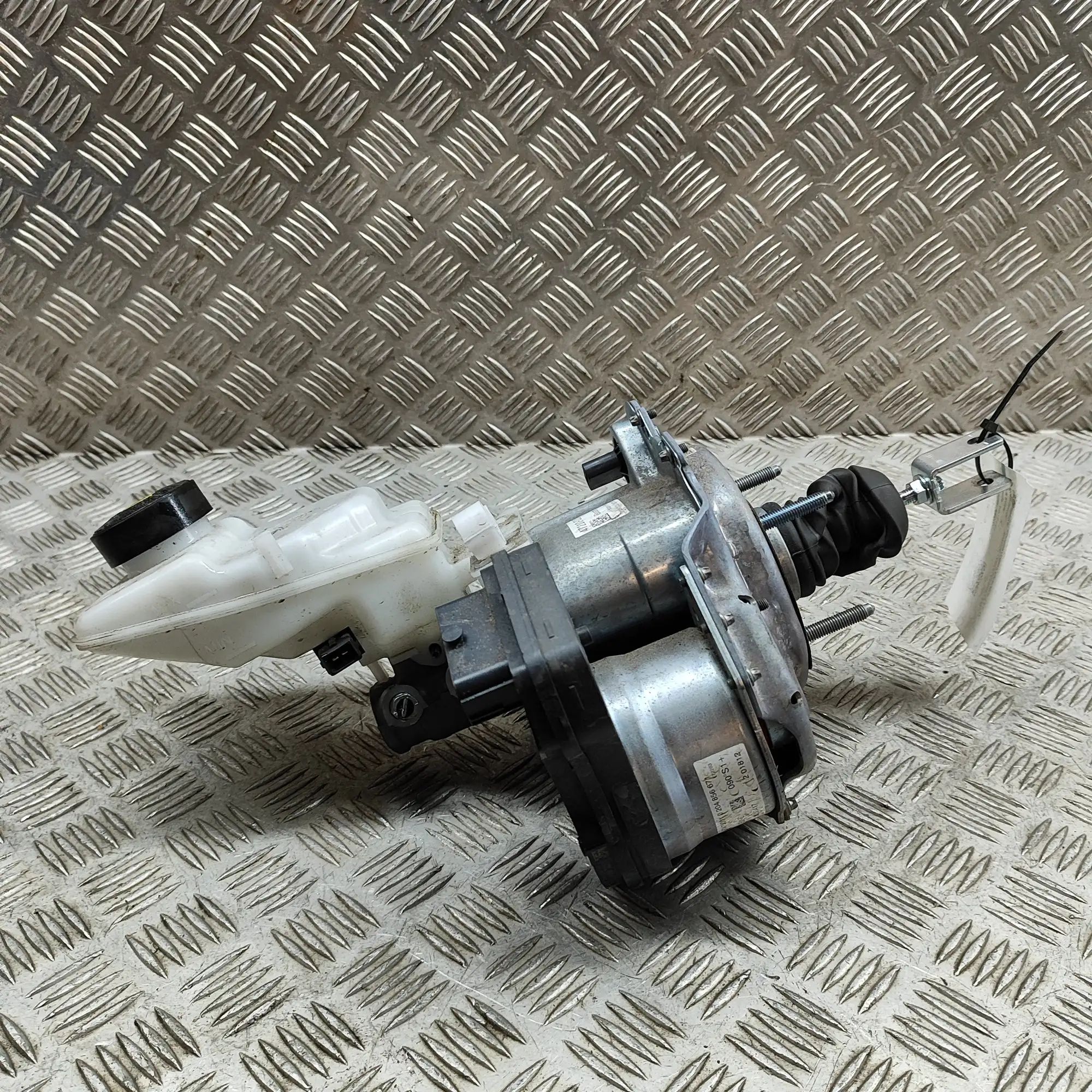 Toyota Corolla Brake Servo Booster Brake Servo Booster — TOYOTA COROLLA (Estate _E...