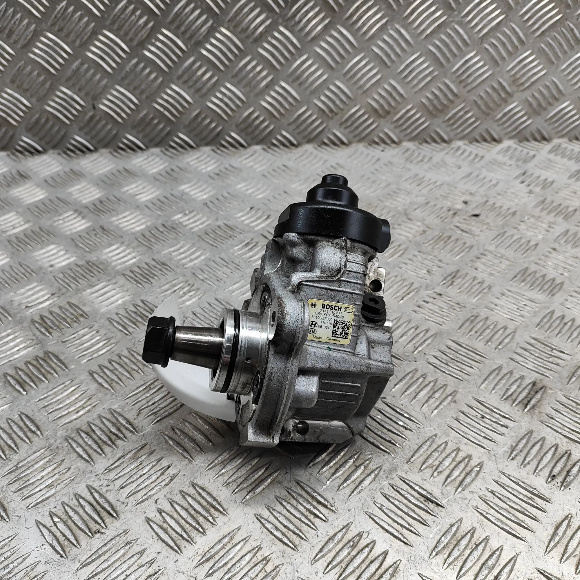 Kia Sportage fuel pump Fuel pump — KIA SPORTAGE (SL) (2009-...) — 3310...