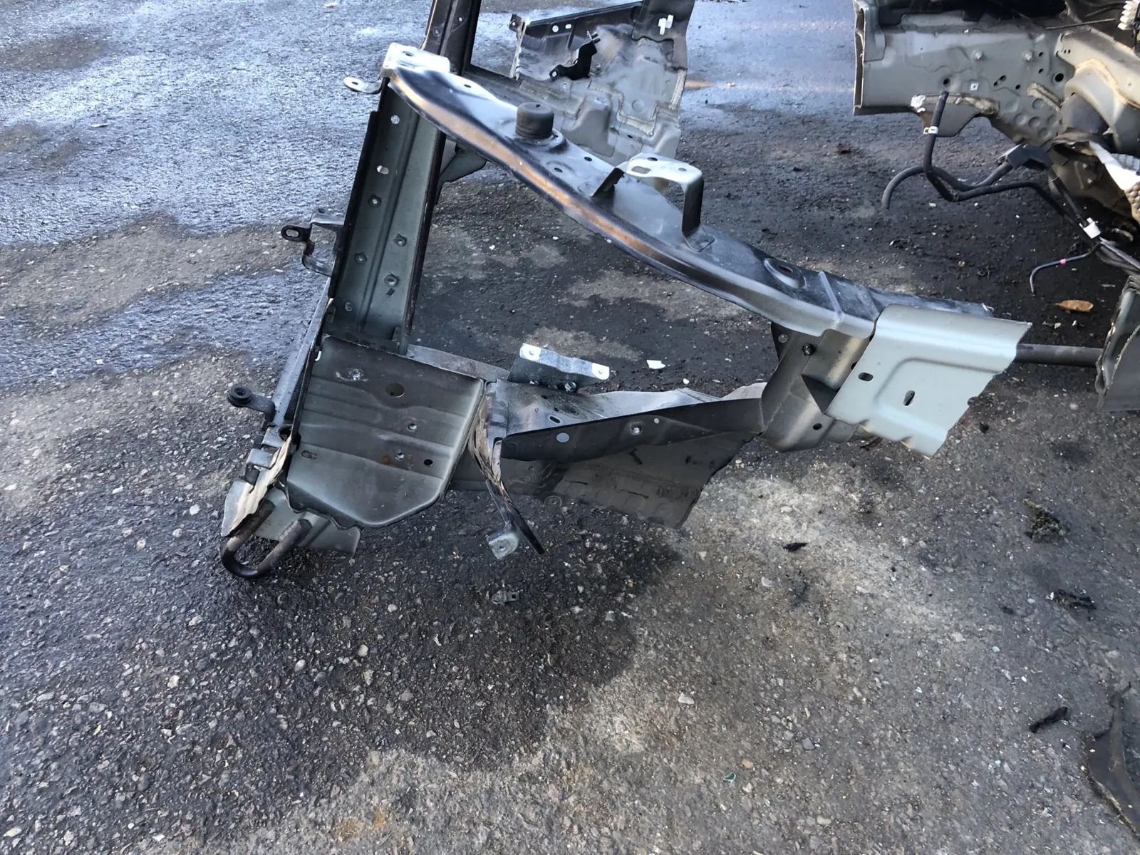 Mitsubishi Outlander Front Left Quarter Panel Front left quarter panel — MITSUBISHI OUTLANDER...