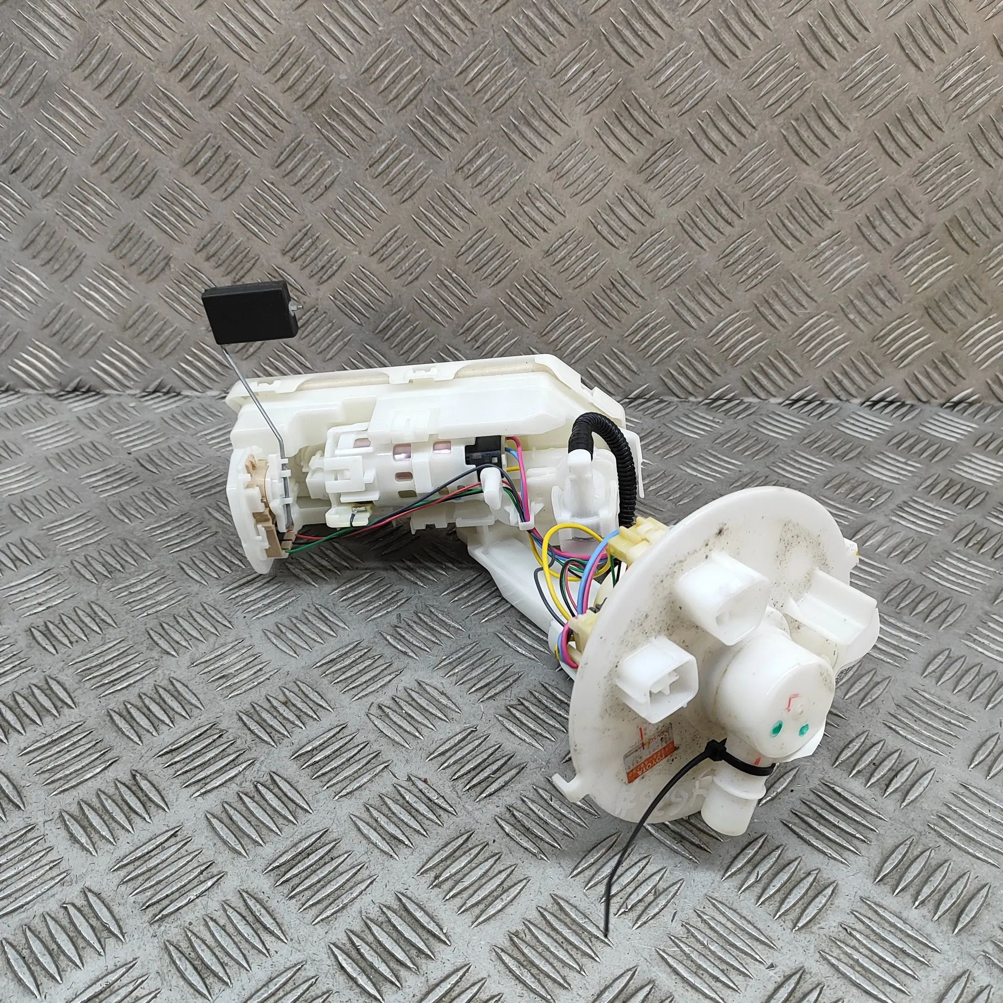 Lexus RX Fuel Tank Pump Fuel Tank Pump — LEXUS RX (_LA1_, _LH1_) (2022-...