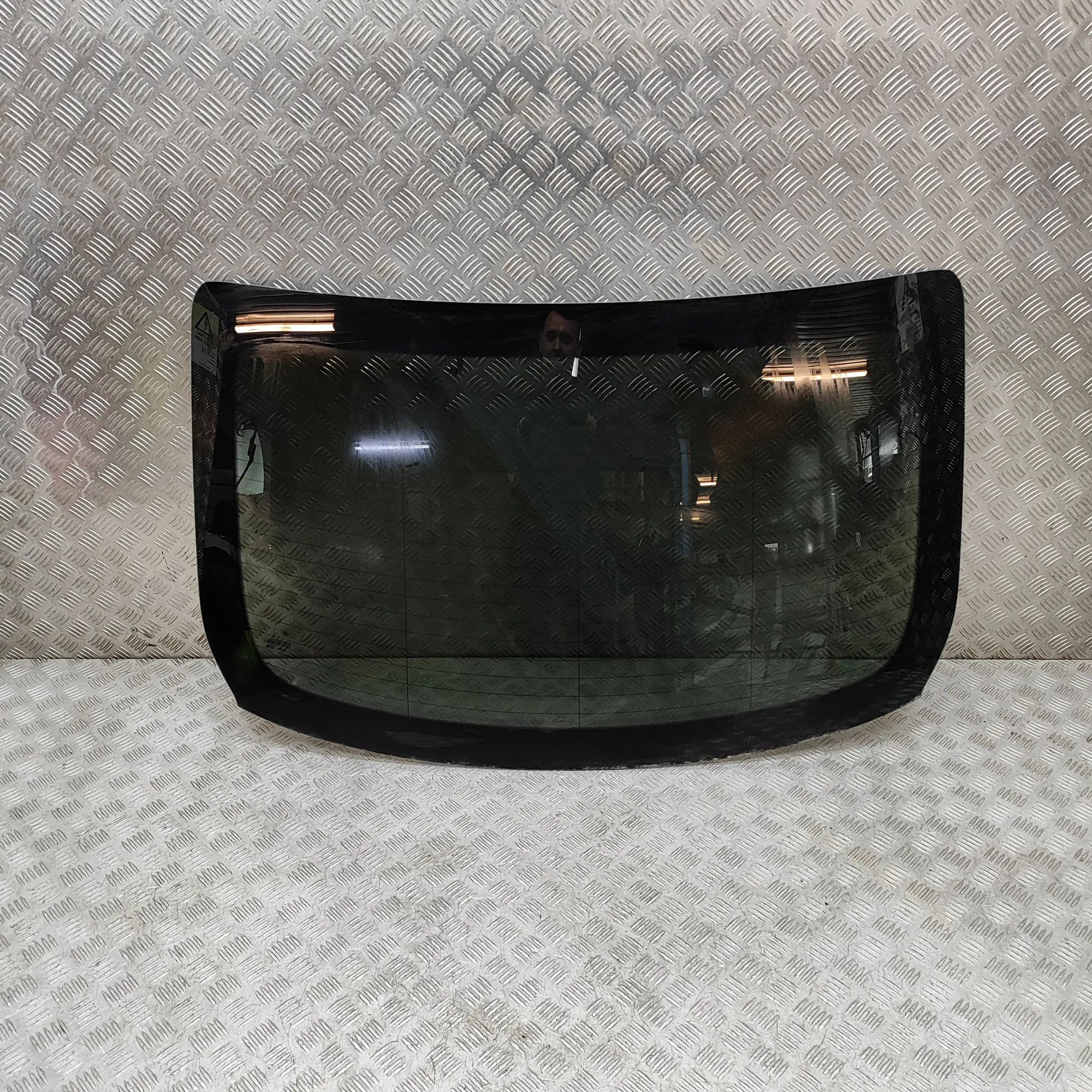 BMW 2 (F44) Rear Window glass Rear window glass — BMW 2 SERIES (Gran Coupe F4...