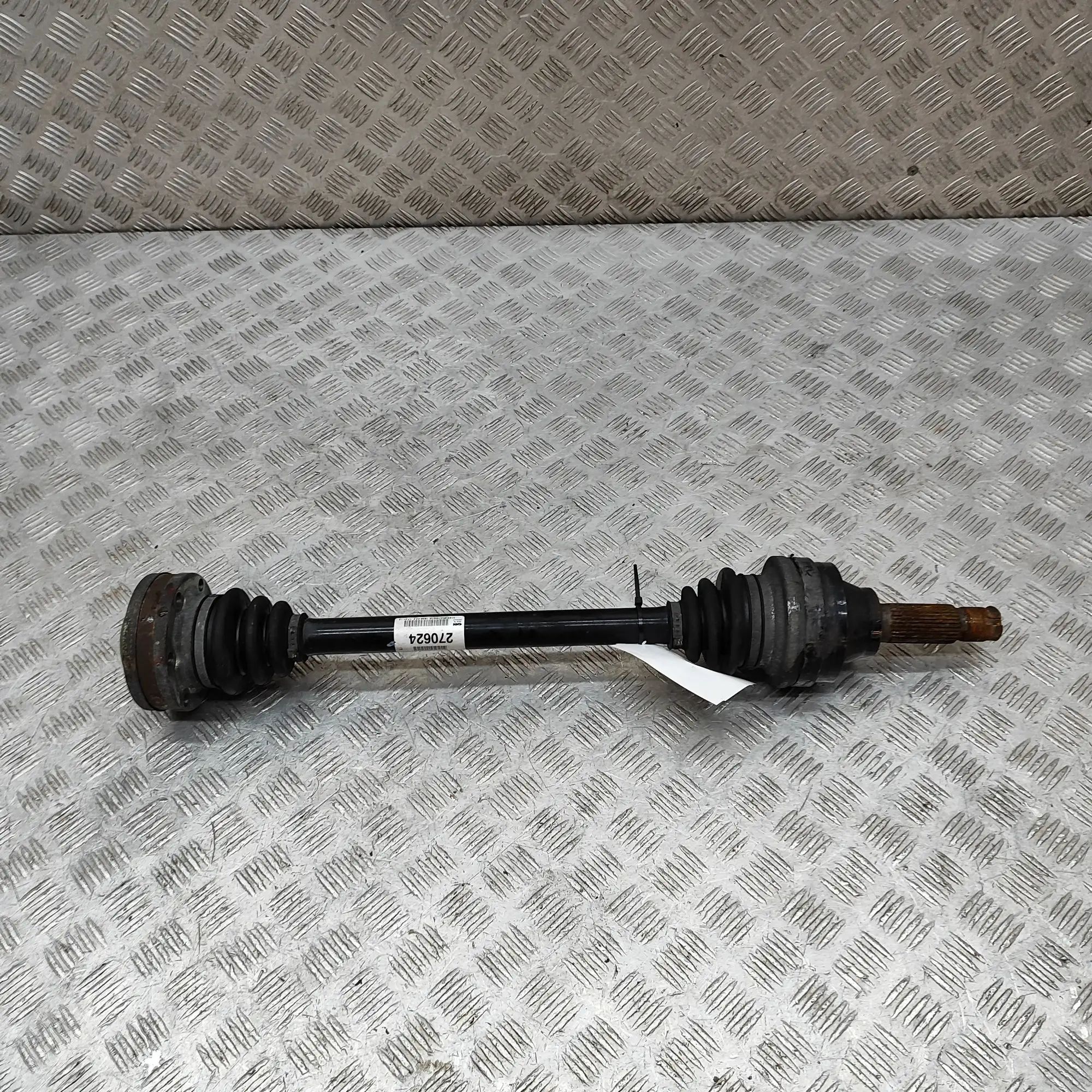 Maserati GranTurismo / GranCabrio Rear Left Driveshaft Rear Left Driveshaft — MASERATI GRAN (TURISMO) ...