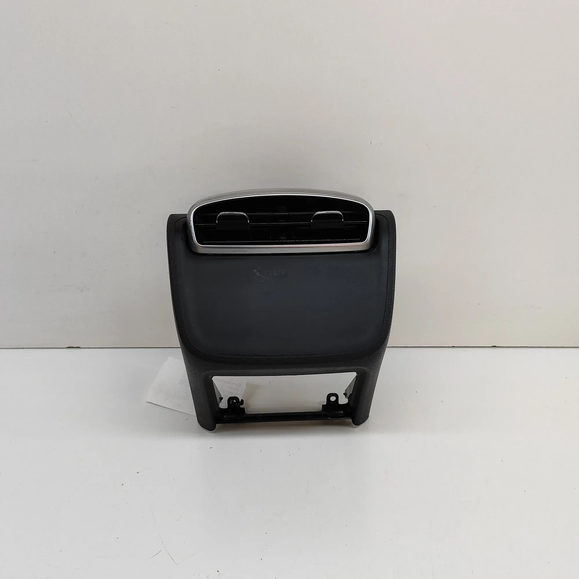 Mercedes-Benz EQS (V297 / X296) Centre console air vent Centre console air vent — MERCEDES BENZ EQS (V2...