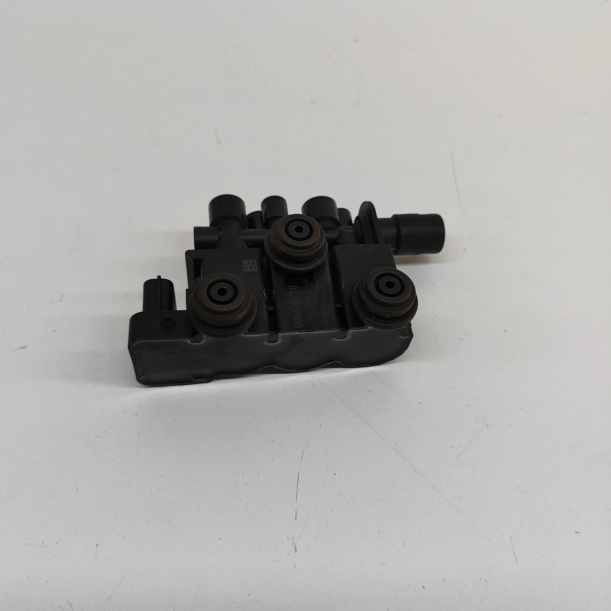Land Rover Range Rover Sport (L461) Air Suspension Control Unit Air Suspension Control Unit — LAND ROVER RANGE ...