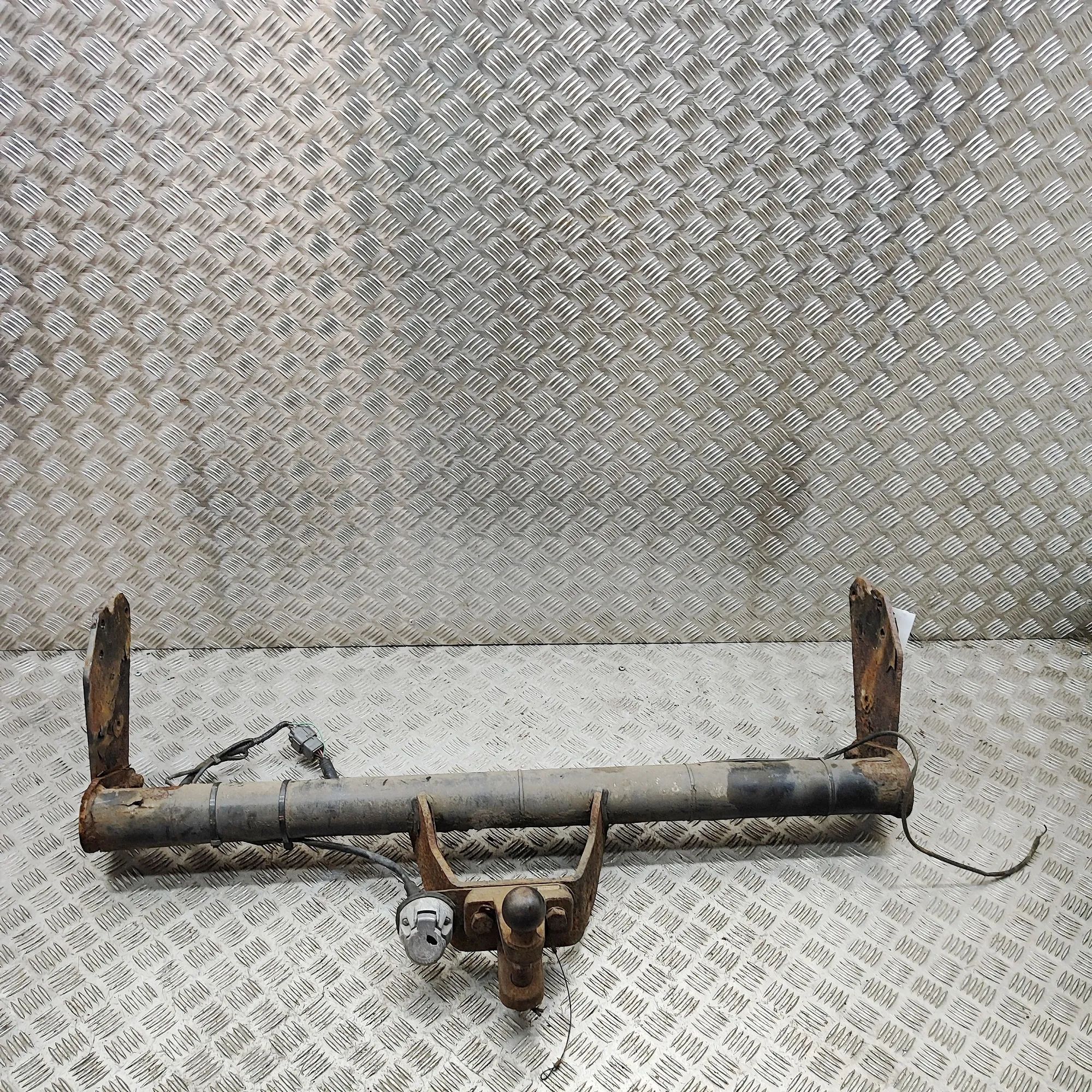 Isuzu D-Max Towbar Kit Towbar Kit — ISUZU D-MAX (II TFR, TFS) (2012-.....