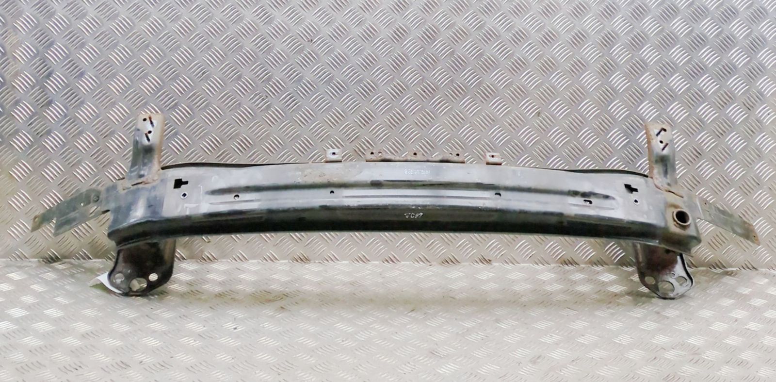 Hyundai Santa Fe Front Reinforcement Crash Bar Front Reinforcement Crash Bar — HYUNDAI SANTA (...