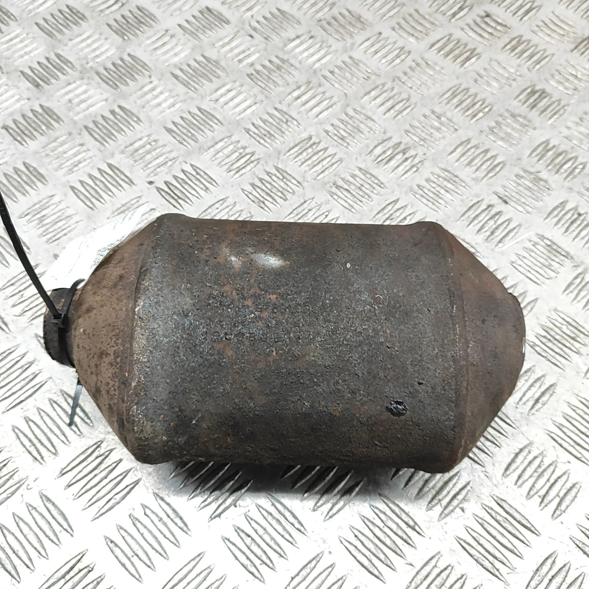 Opel Ampera catalytic converter Catalytic converter — OPEL AMPERA (2011-2015) —...