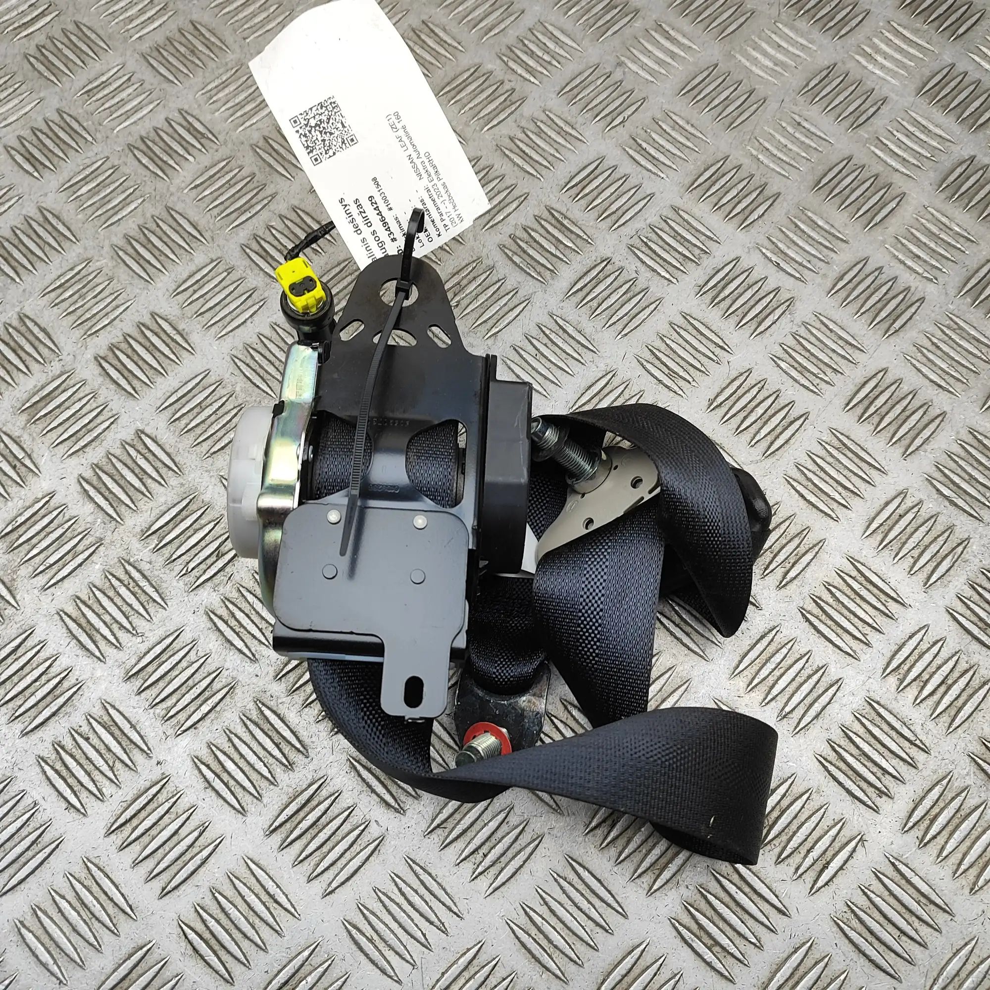Nissan Leaf Rear Right Seatbelt Rear Right Seatbelt — NISSAN LEAF (ZE1) (2017-....
