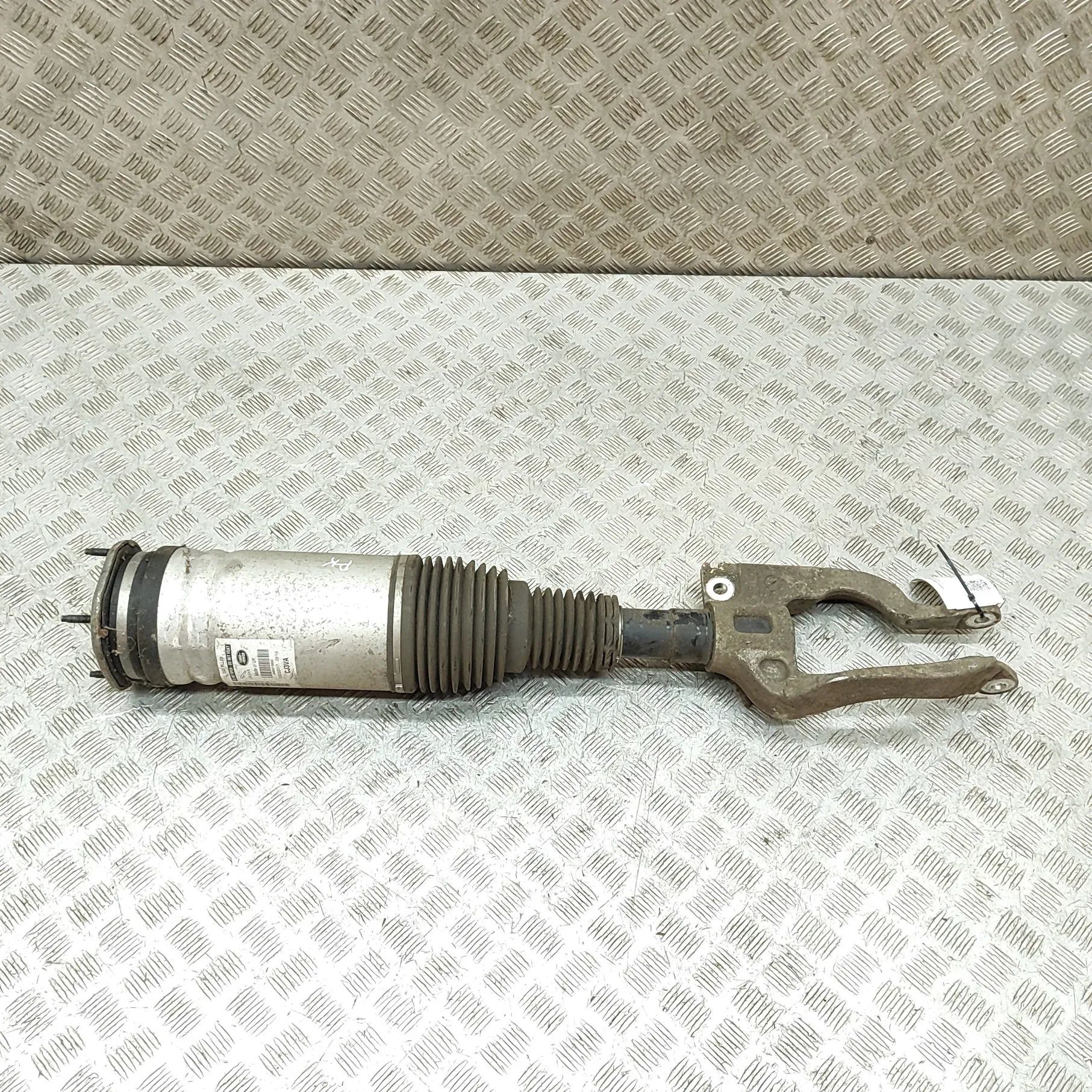 Land Rover Discovery Front Left Air Shock Absorber Front Left Air Shock Absorber — LAND ROVER DISC...