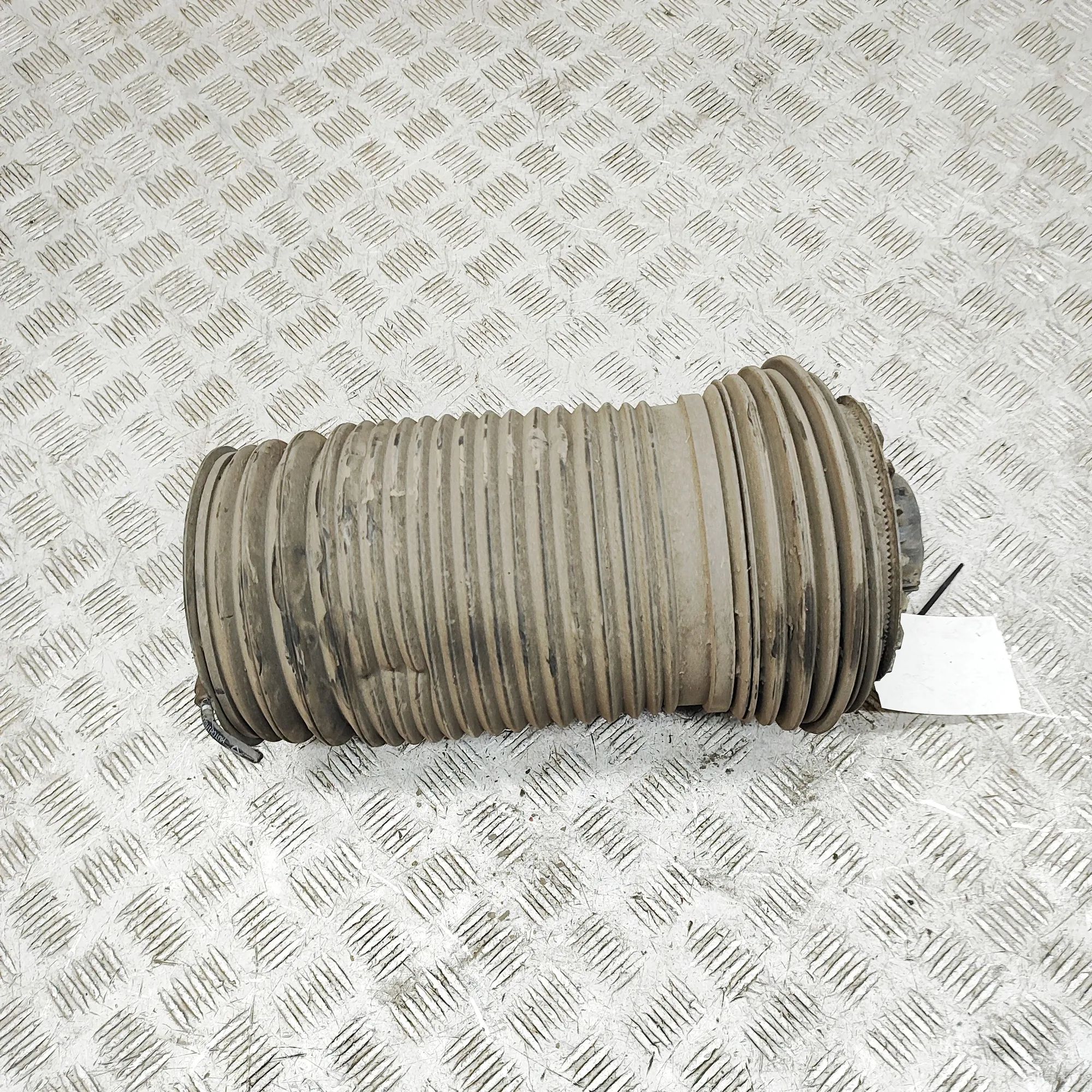 Maserati Levante Rear Left Air Suspension Spring Bag Rear Left Air Suspension Spring Bag — MASERATI ...
