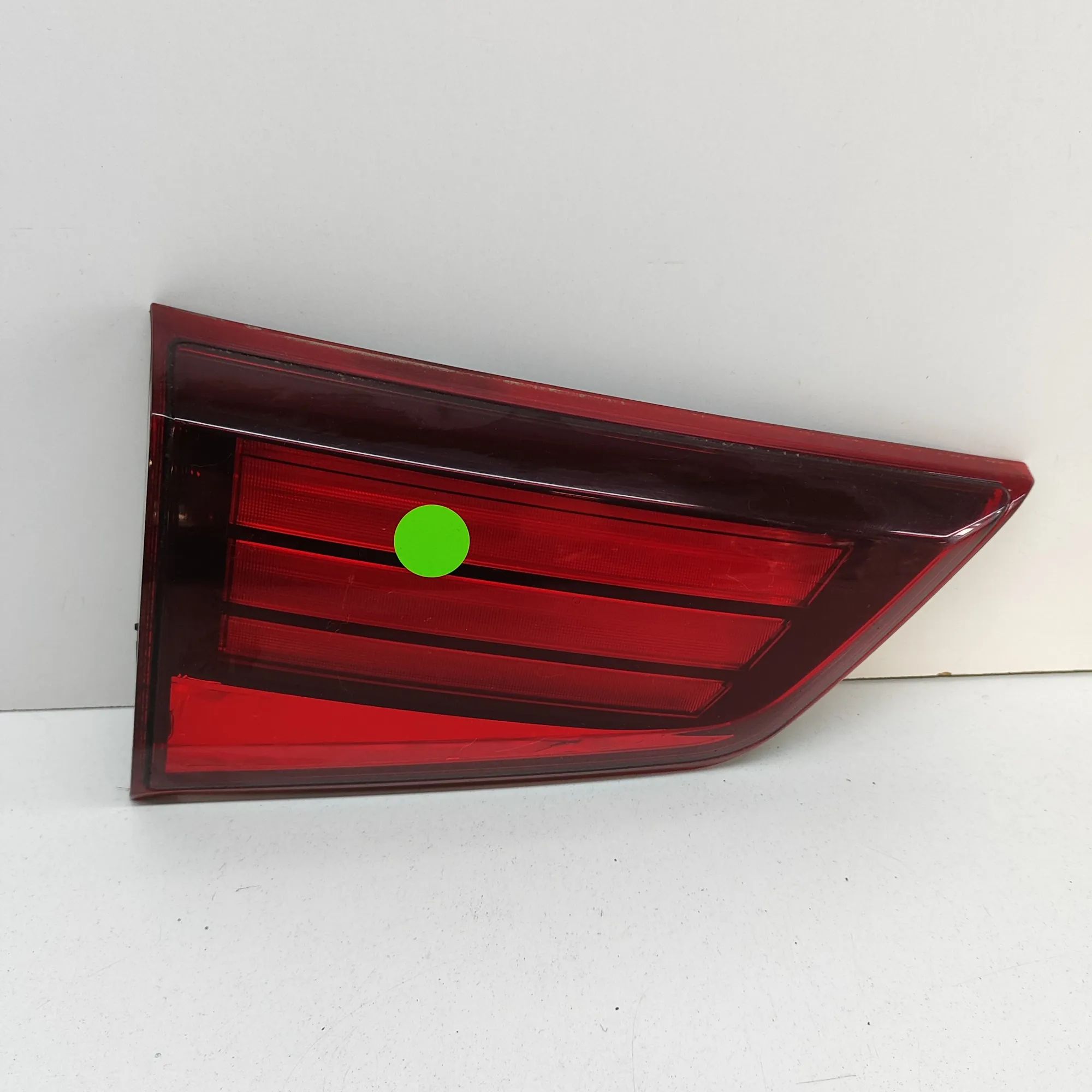 Mitsubishi Outlander Left Side Tailgate Tail Light Left Side Tailgate Tail Light — MITSUBISHI OUTL...