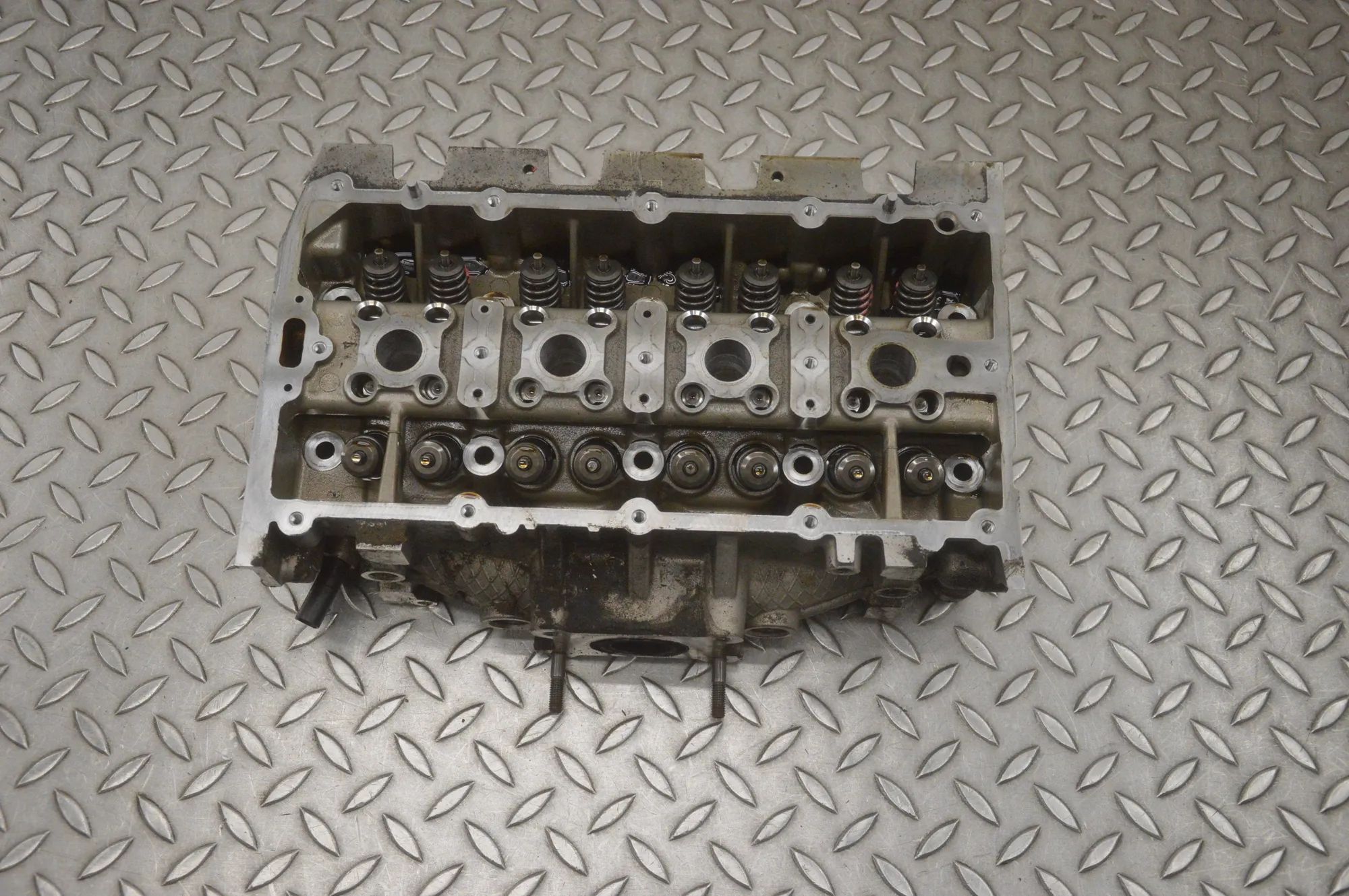 Volkswagen Polo Engine Cylinder Head Engine Cylinder Head — VW POLO (6R, 6C) (2009-....