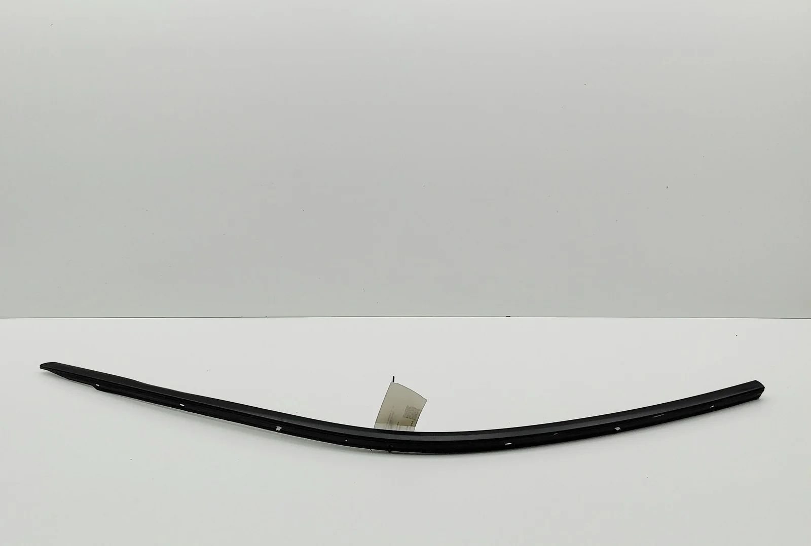 Porsche 911 (992) Upper door trim strip — front right Upper door trim strip — front right — PORSCHE 9...