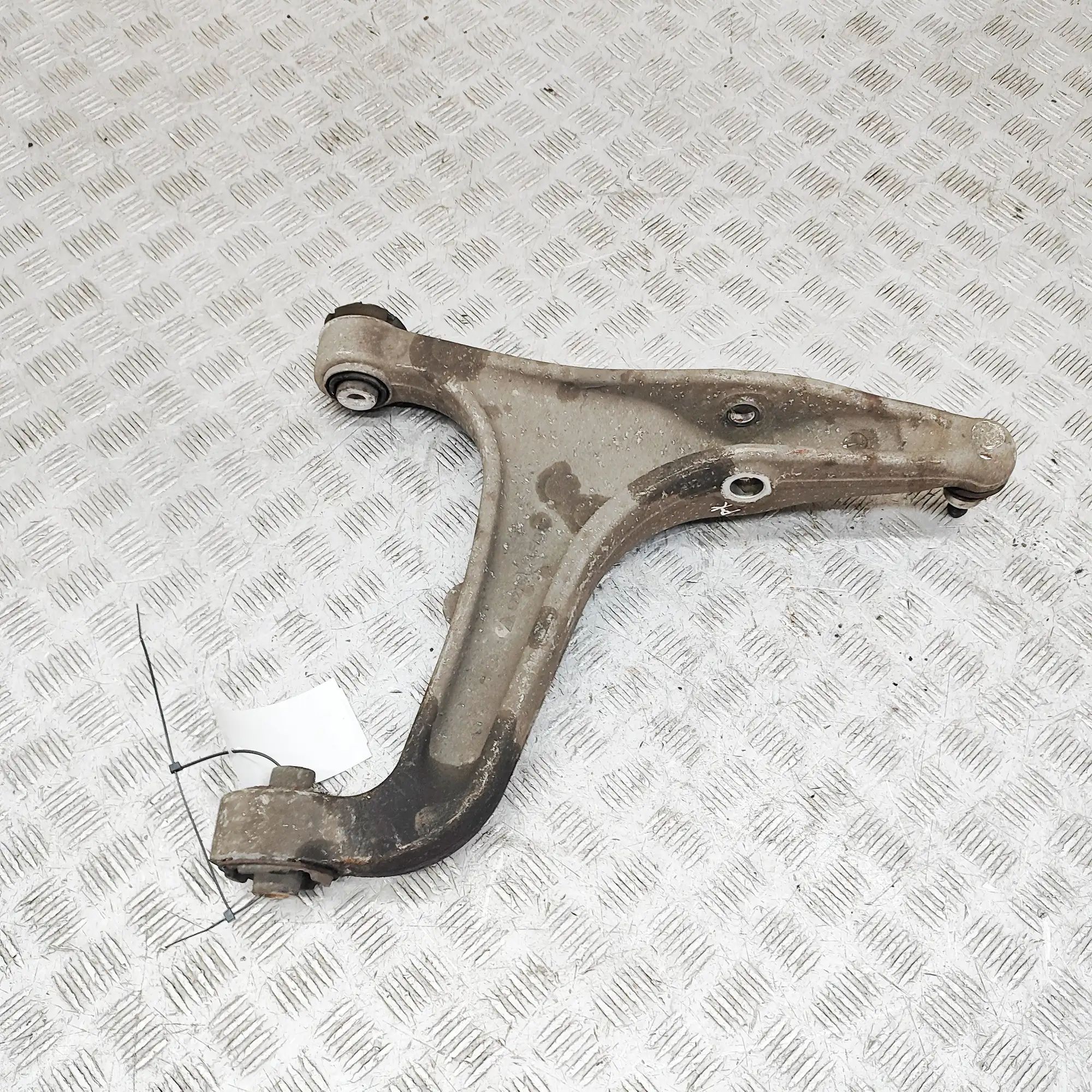 Maserati Ghibli Front Left Lower Control Arm Front Left Lower Control Arm — MASERATI GHIBLI ...