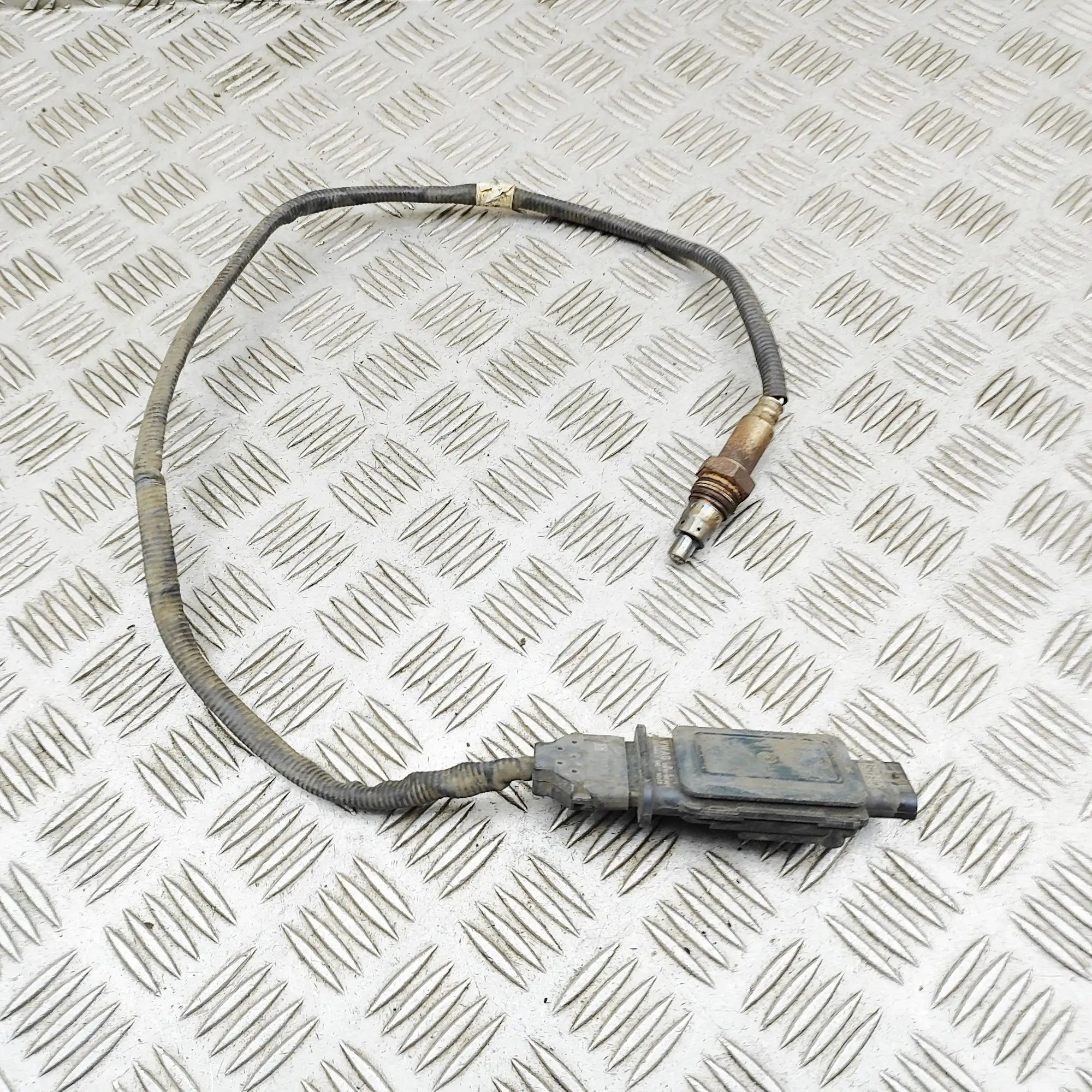Volkswagen Crafter Lambda Oxygen Sensor Lambda Oxygen Sensor — VW CRAFTER (Van SY_) (20...