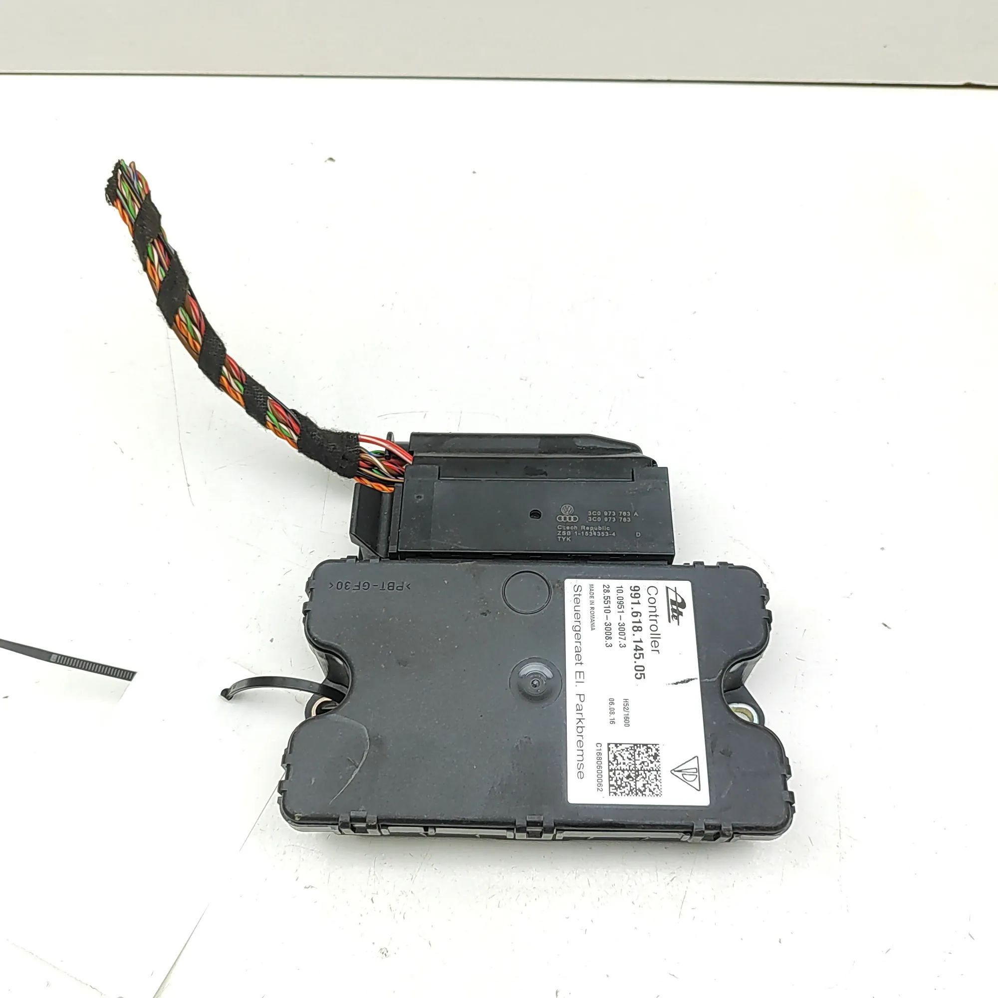 Porsche 911 (991) Handbrake Control Unit Handbrake Control Unit — PORSCHE 911 (991) (201...