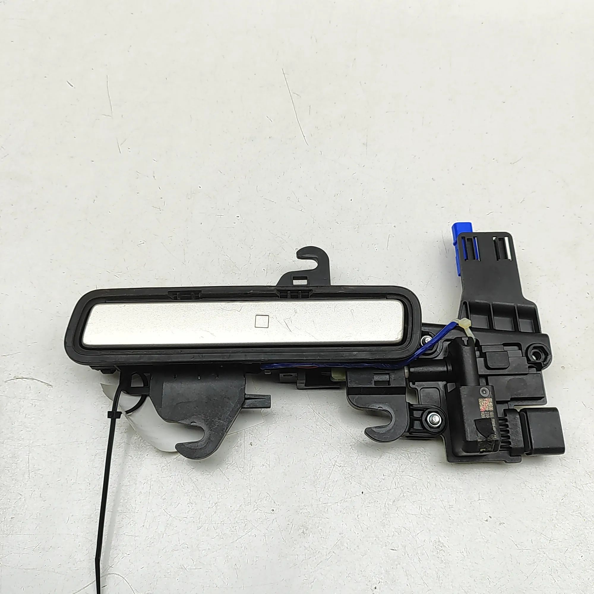 Hyundai Ioniq Exterior door handle — front left Exterior door handle — front left — HYUNDAI ION...
