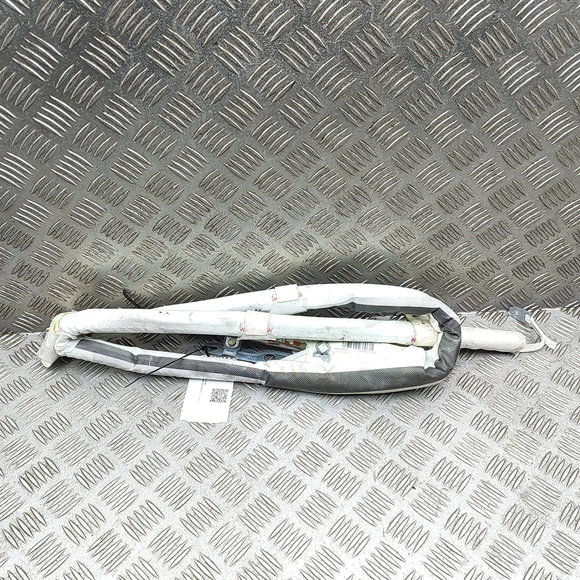BMW X1 (F48) Left Side Roof Safety Curtain SRS Left Side Roof Safety Curtain SRS — BMW X1 (F48...
