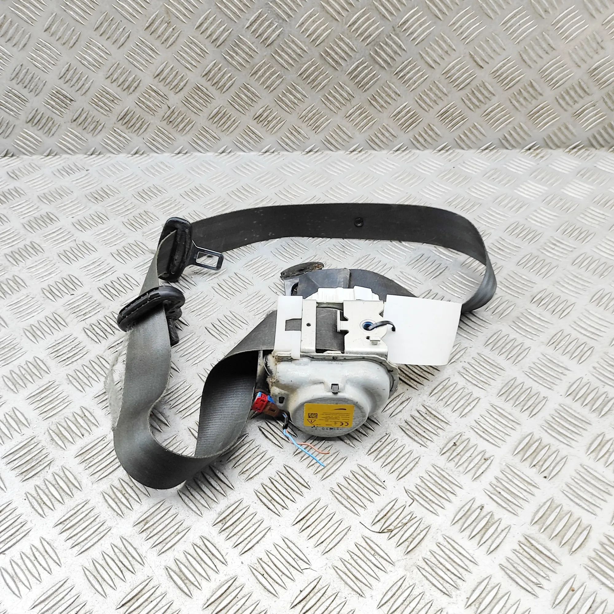 Opel Vivaro (B) Front Right Seatbelt Front Right Seatbelt — OPEL VIVARO (Van) (2014-...