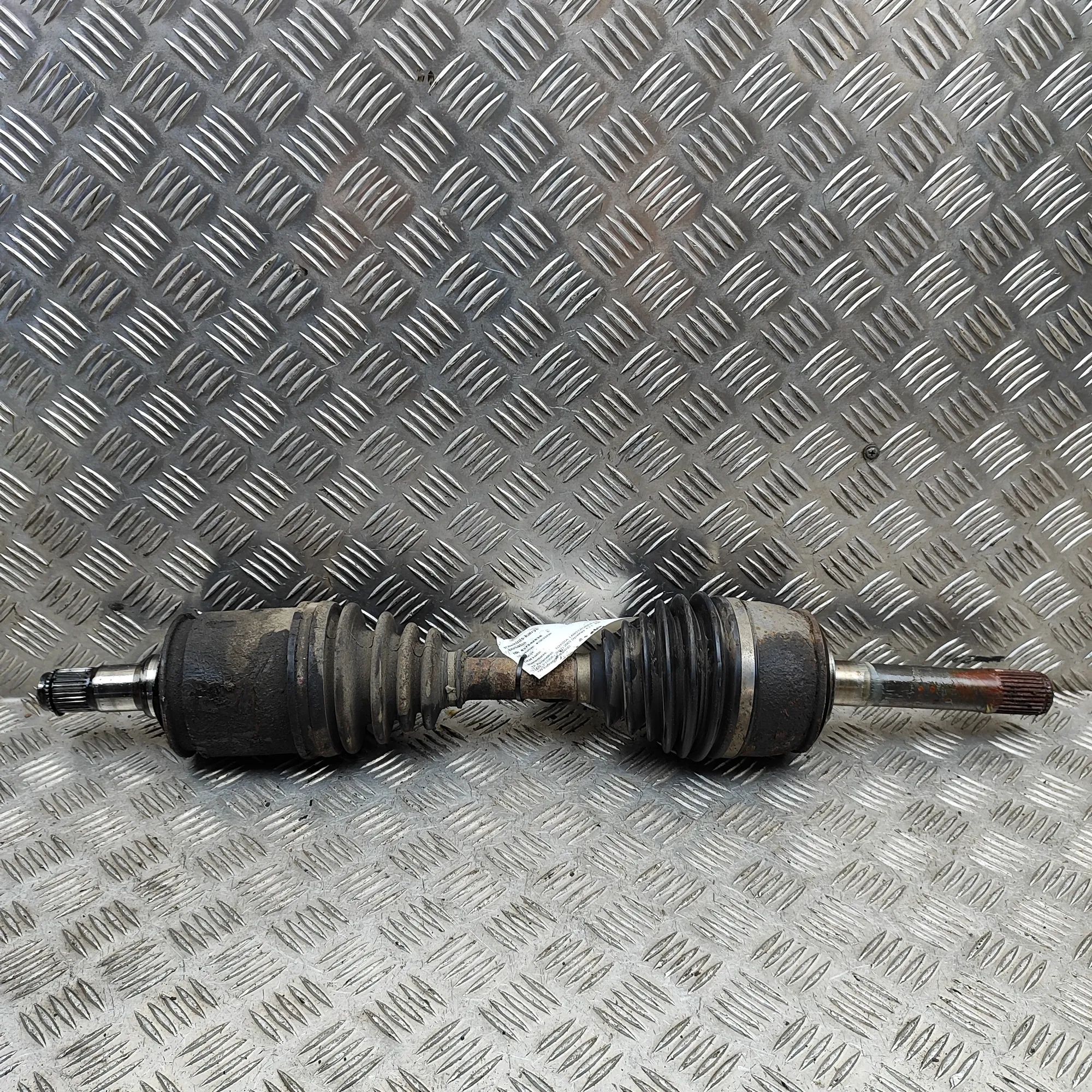 Toyota Land Cruiser 100 Front Left Driveshaft Front Left Driveshaft — TOYOTA LAND CRUISER (10...