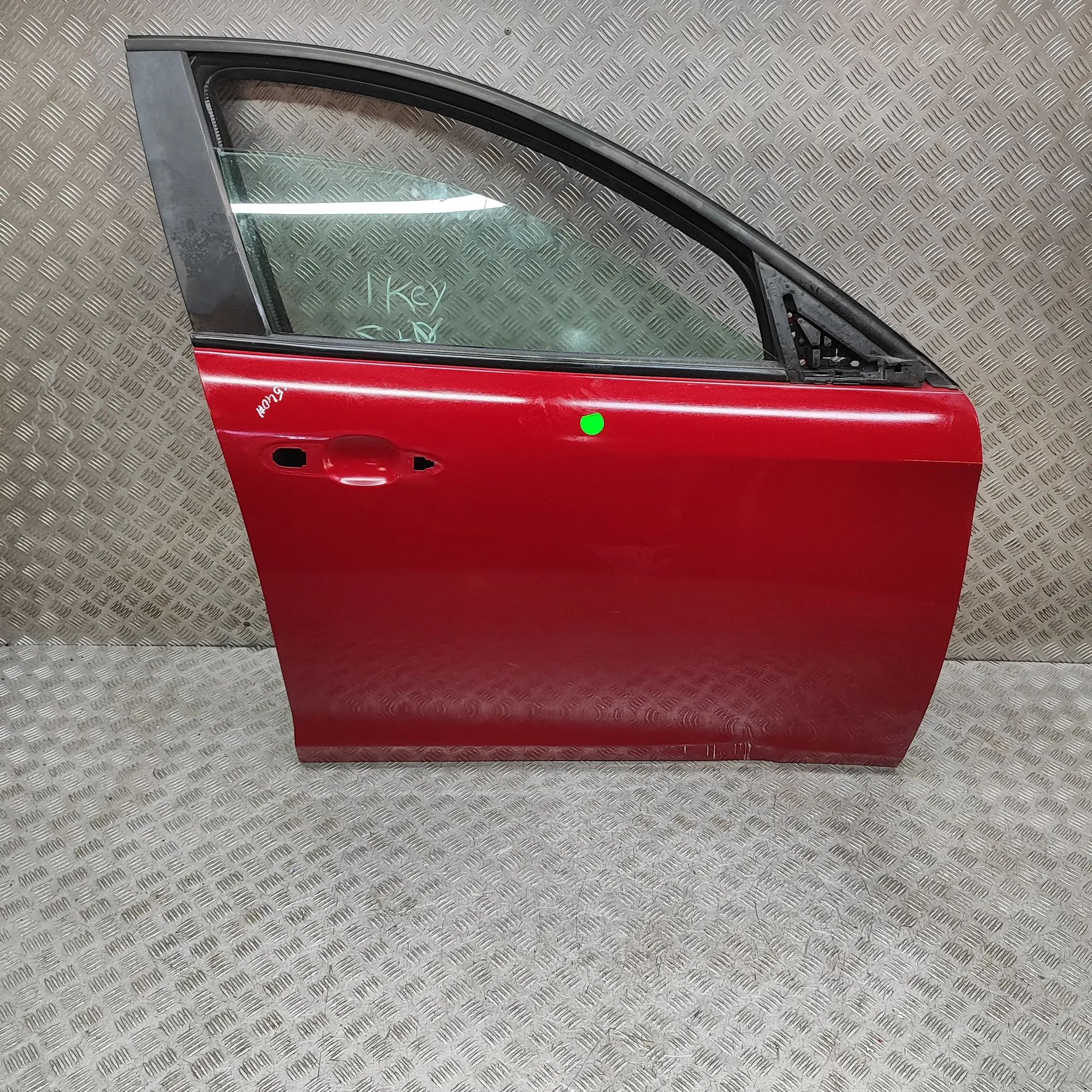 Alfa-Romeo Giulietta (940) Door — front right Door — front right — ALFA ROMEO GIULIETTA (940_...