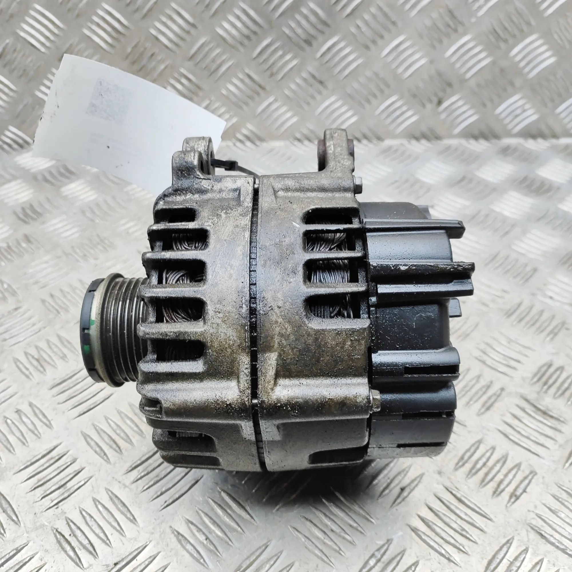 Porsche Cayenne Alternator Alternator — PORSCHE CAYENNE (92A) (2010-...) —...