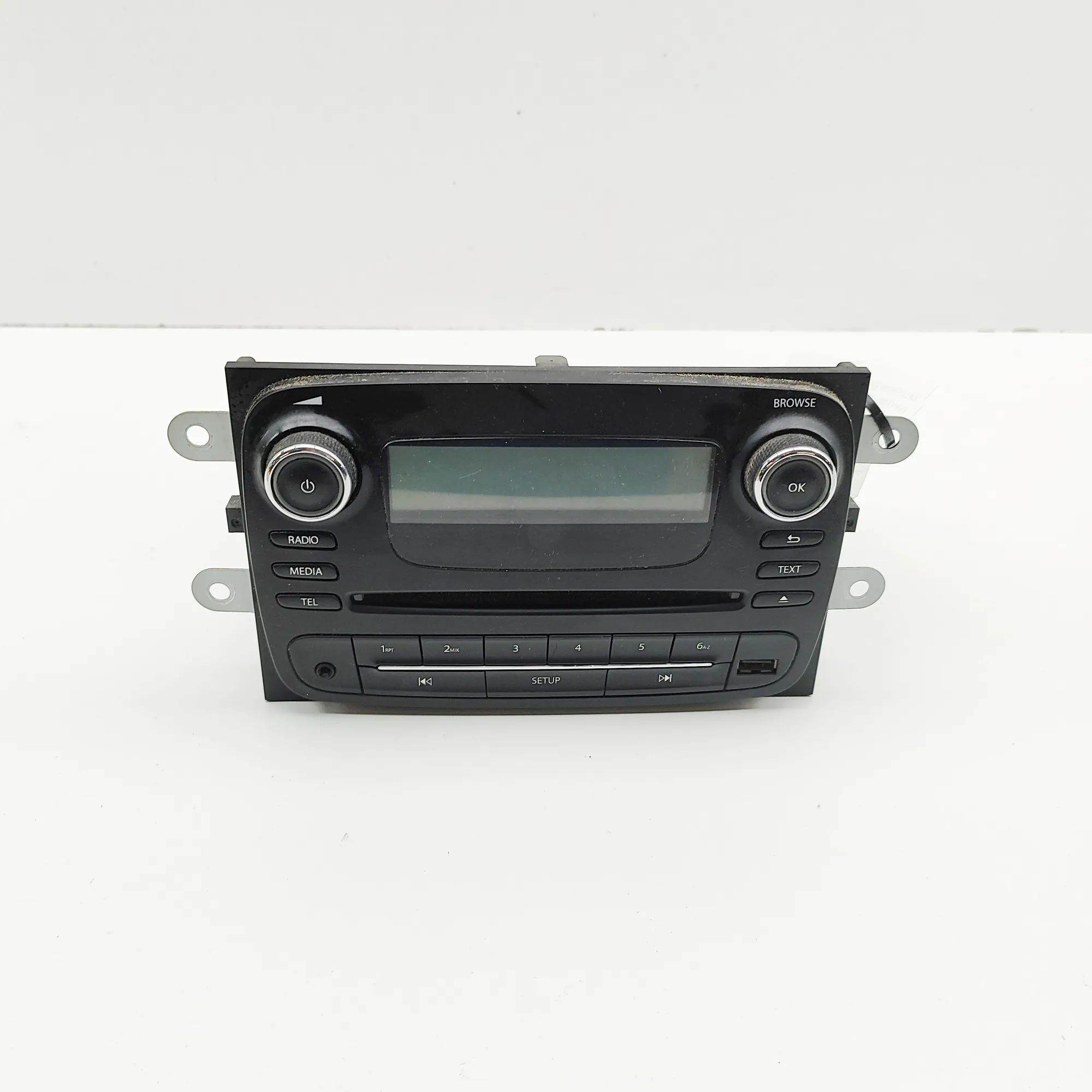 Opel Vivaro (B) Radio / CD / navigation head unit Radio / CD / navigation head unit — OPEL VIVARO...