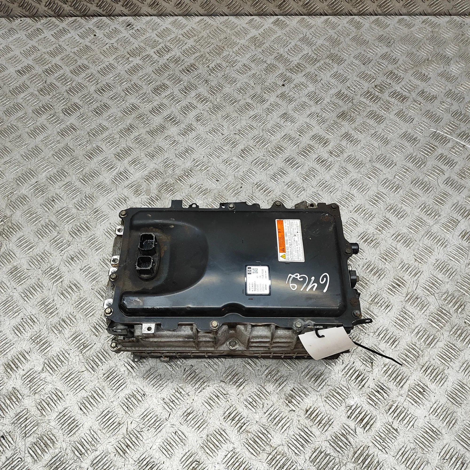 Toyota RAV4 (XA40) Invertteri Inverter — TOYOTA RAV (4 V XA50) (2018-...) — G...